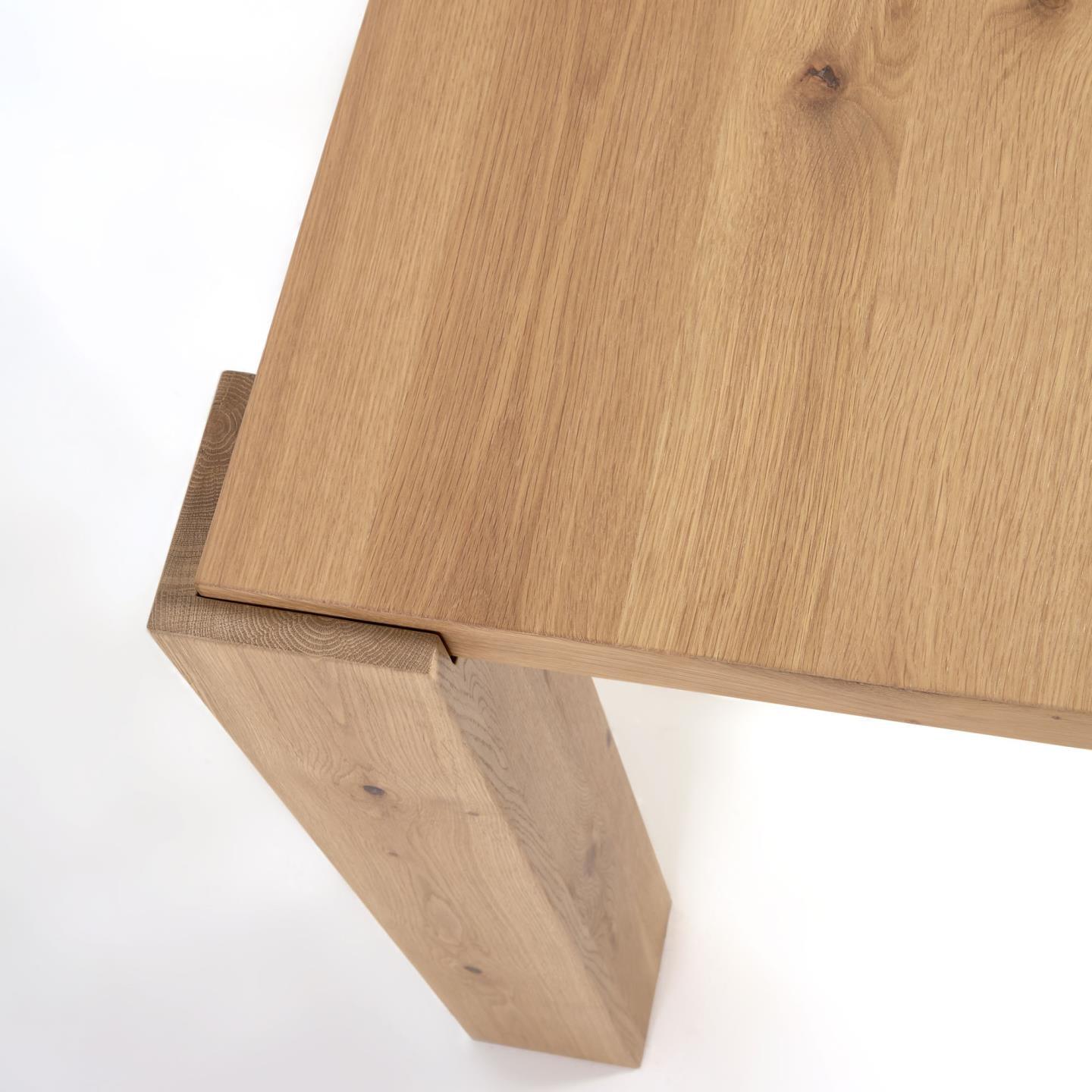 Stół DEYANIRA drewno dębowe La Forma Eye on Design