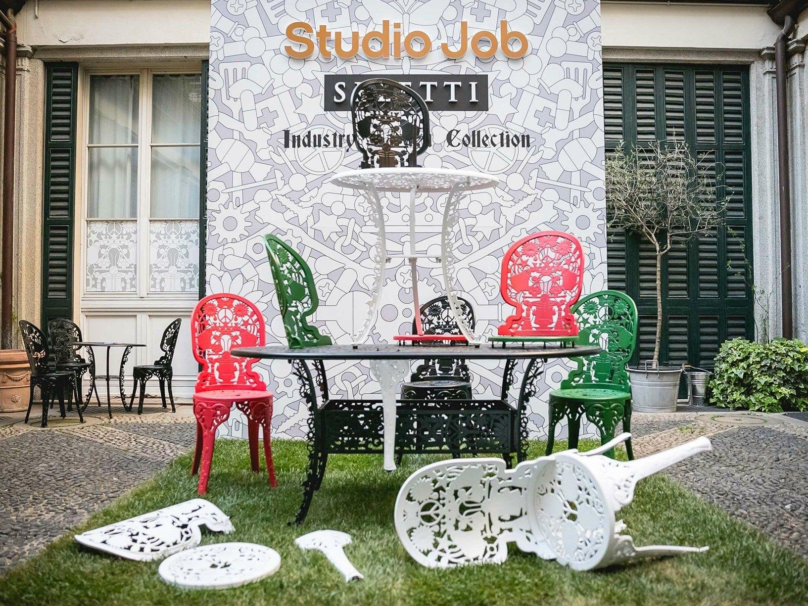 Stół ogrodowy owalny INDUSTRY niebieski Seletti Eye on Design