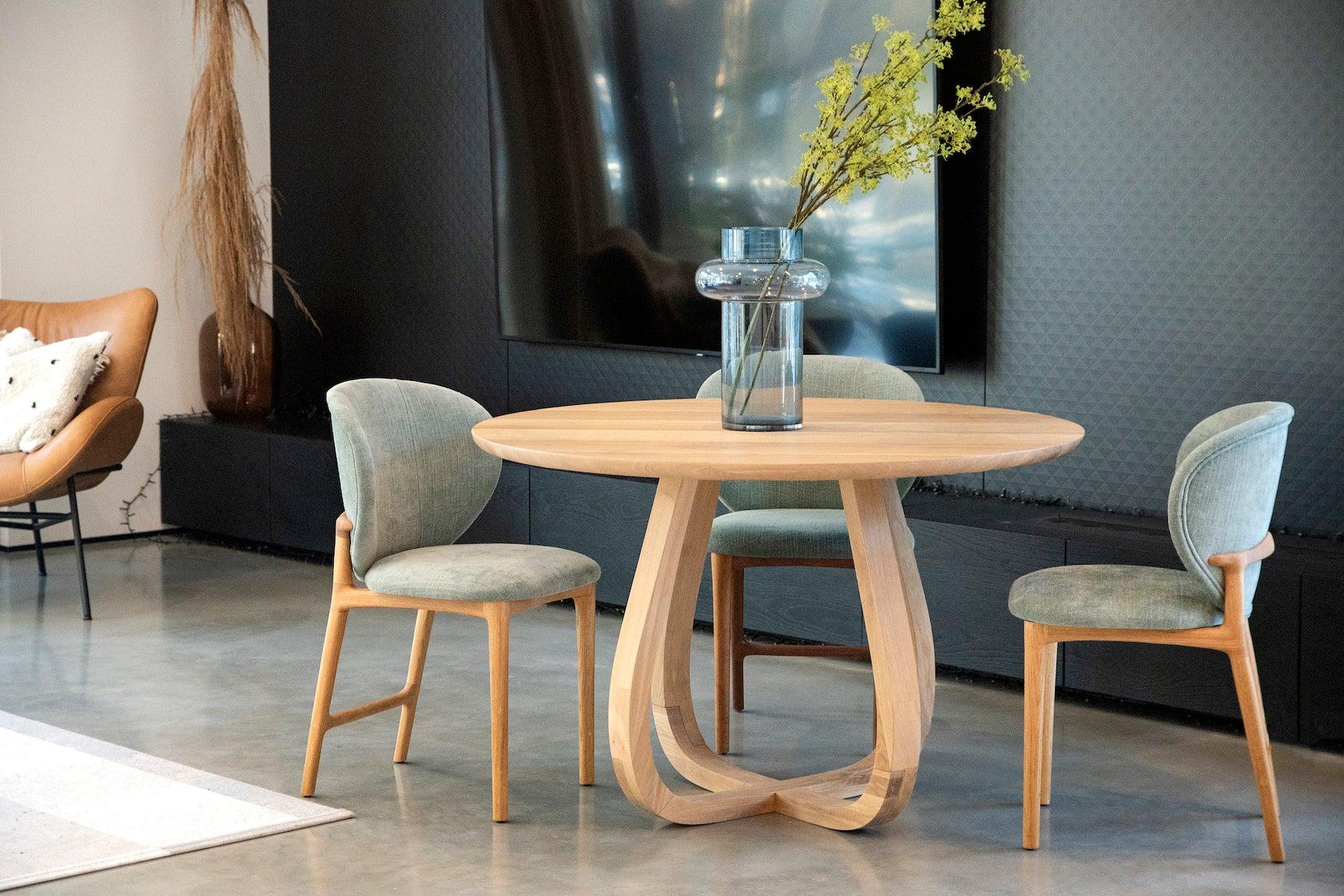 Stół okrągły LUP dębowy Szyszka Design Eye on Design