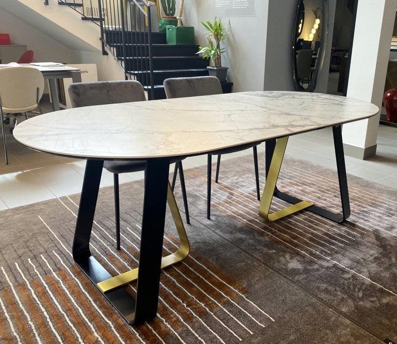 Stół SUNSHINE antracytowy marmur Calligaris Eye on Design