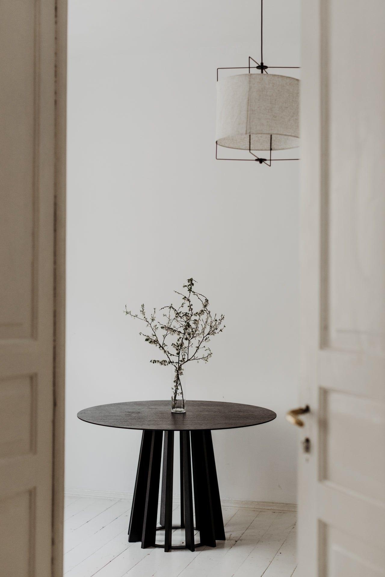 Stół TAVLE czarny dąb Nordifra Eye on Design