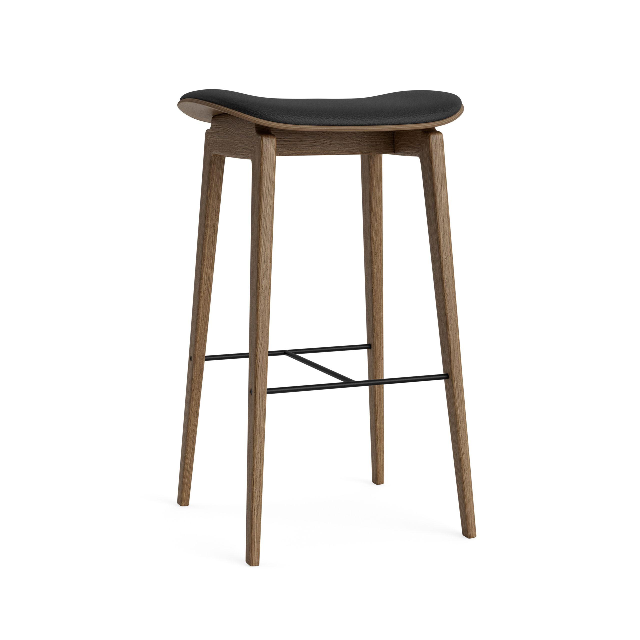 Stołek barowy NY11 dębowy NORR11 Eye on Design