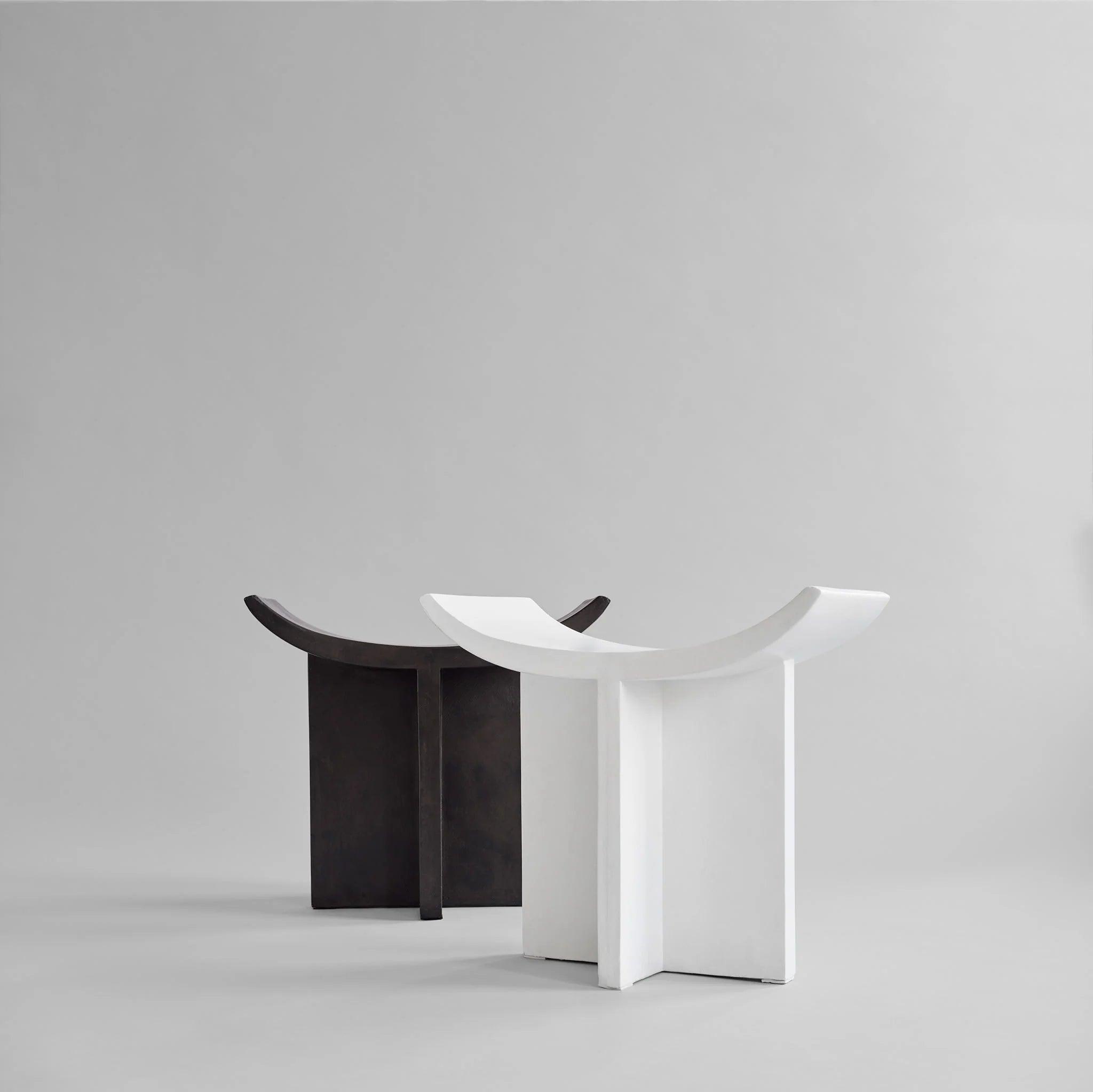Stołek BRUTUS ciemnobrązowy 101 Copenhagen Eye on Design