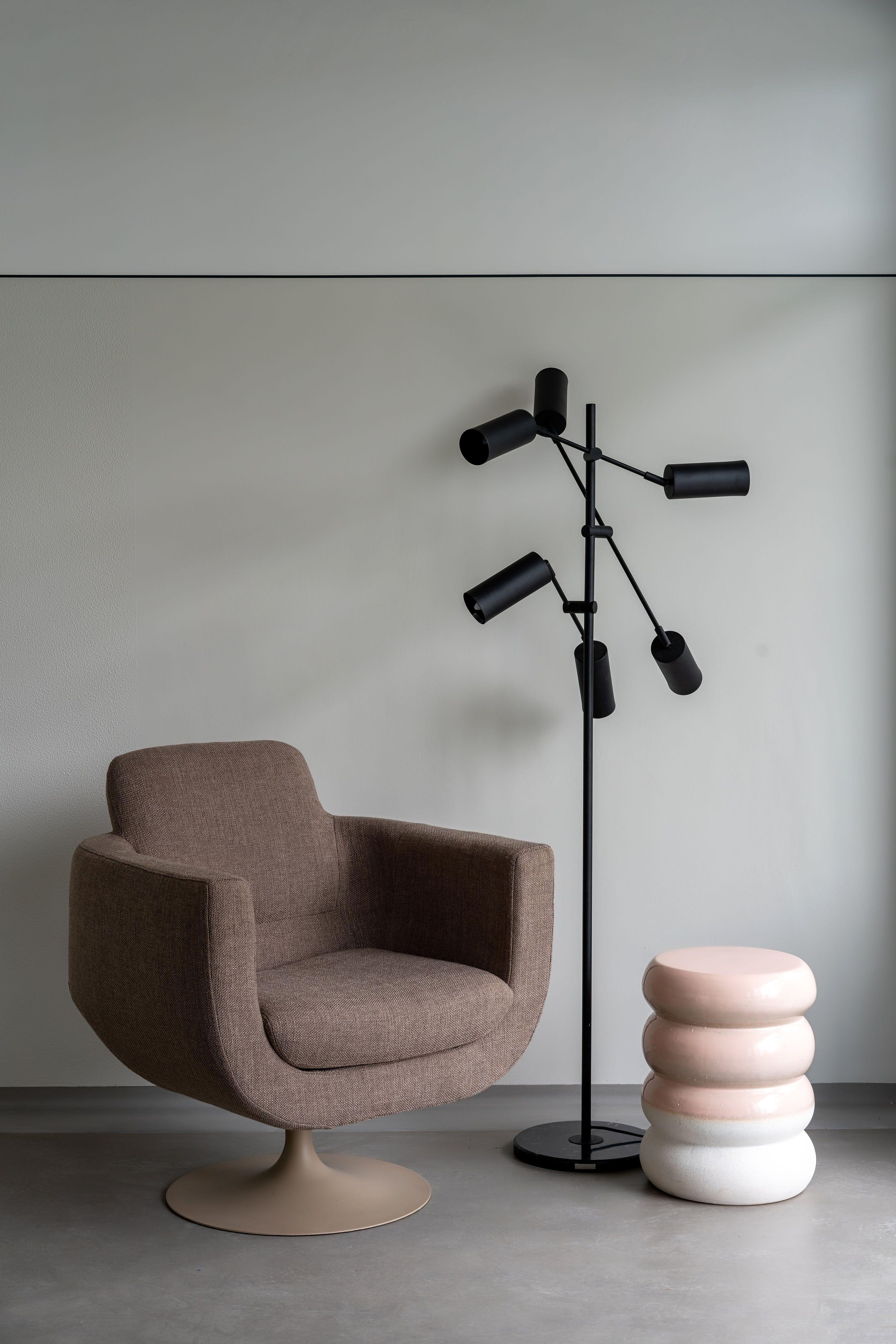 Stołek CHUBBY różowy Pols Potten Eye on Design