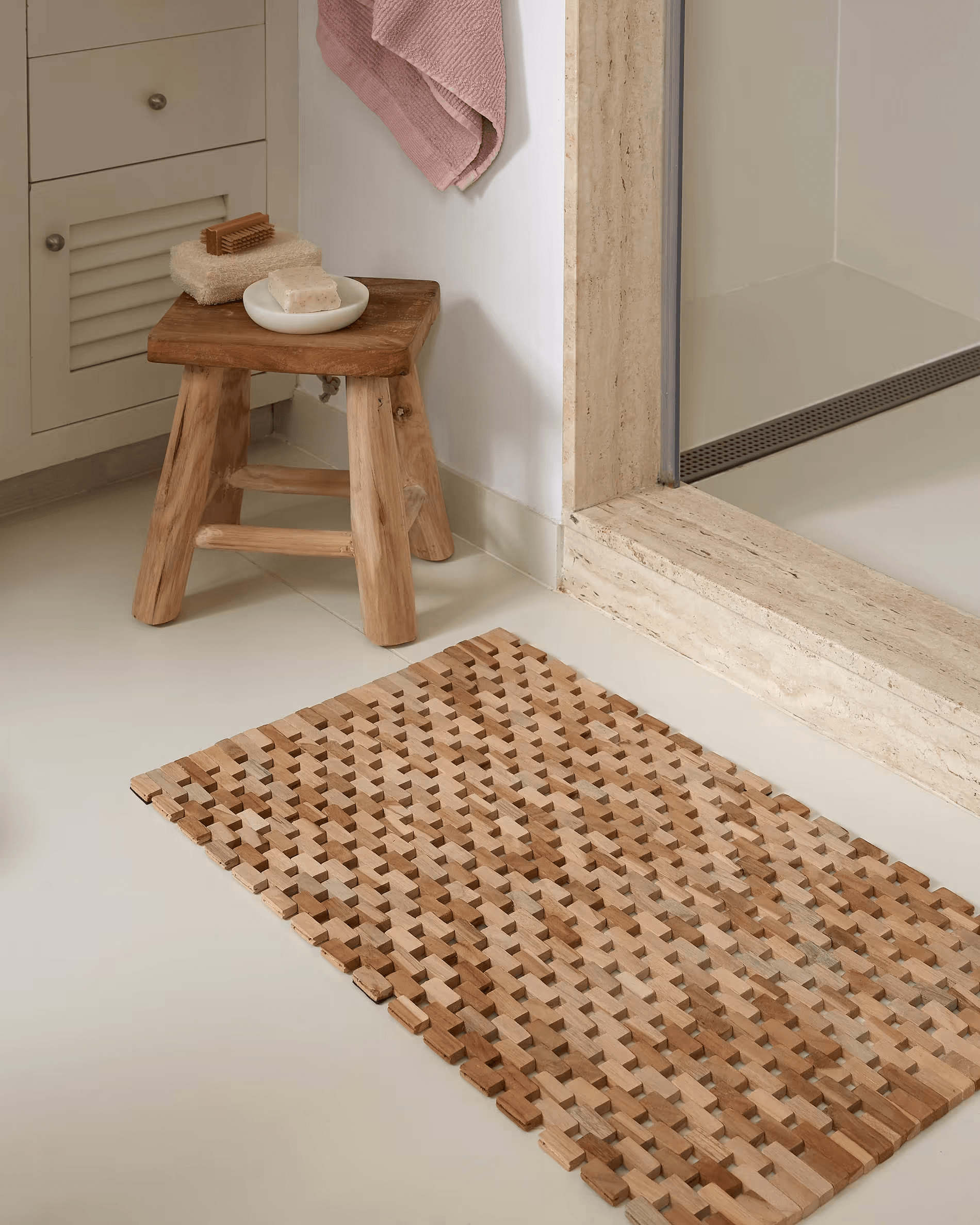 Stołek YUMBI lite drewno tekowe La Forma Eye on Design