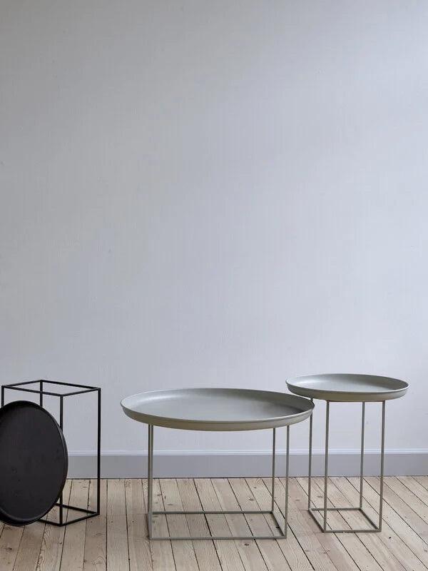 Stolik boczny DUKE miętowy lakierowany NORR11 Eye on Design