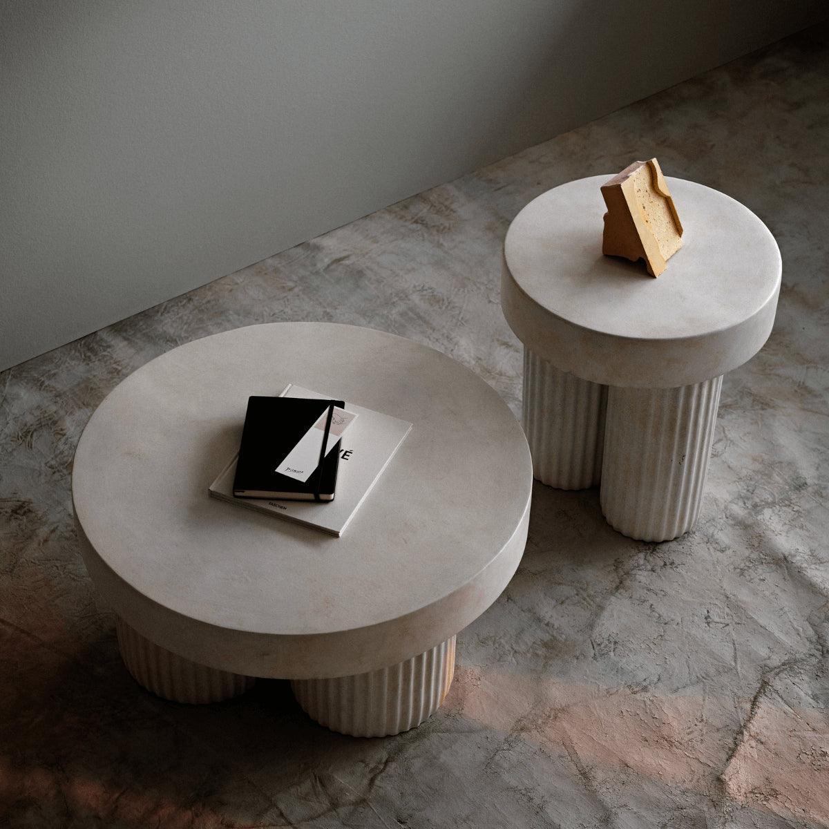 Stolik boczny GEAR biały beton NORR11 Eye on Design