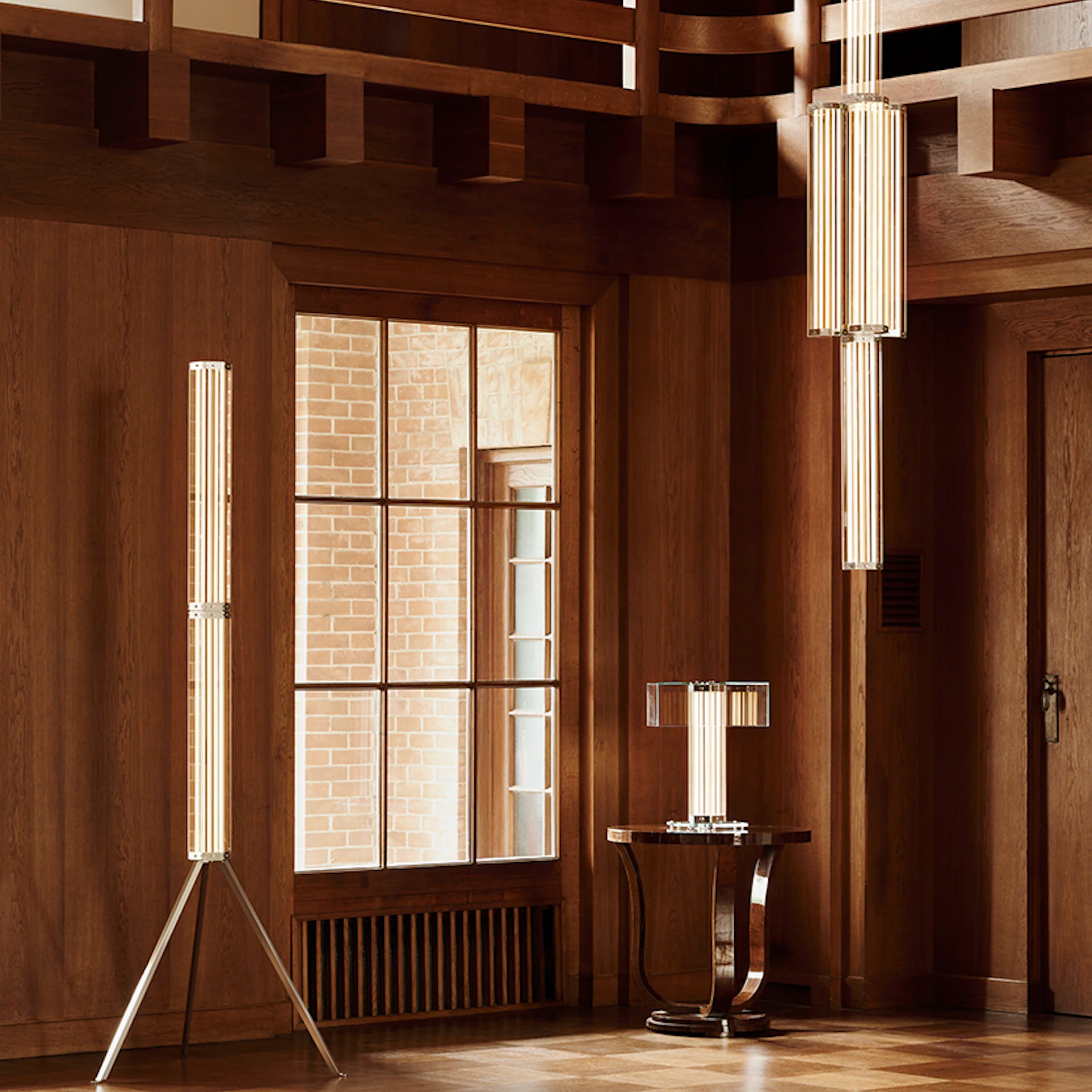 SUPERWIRE glass table lamp