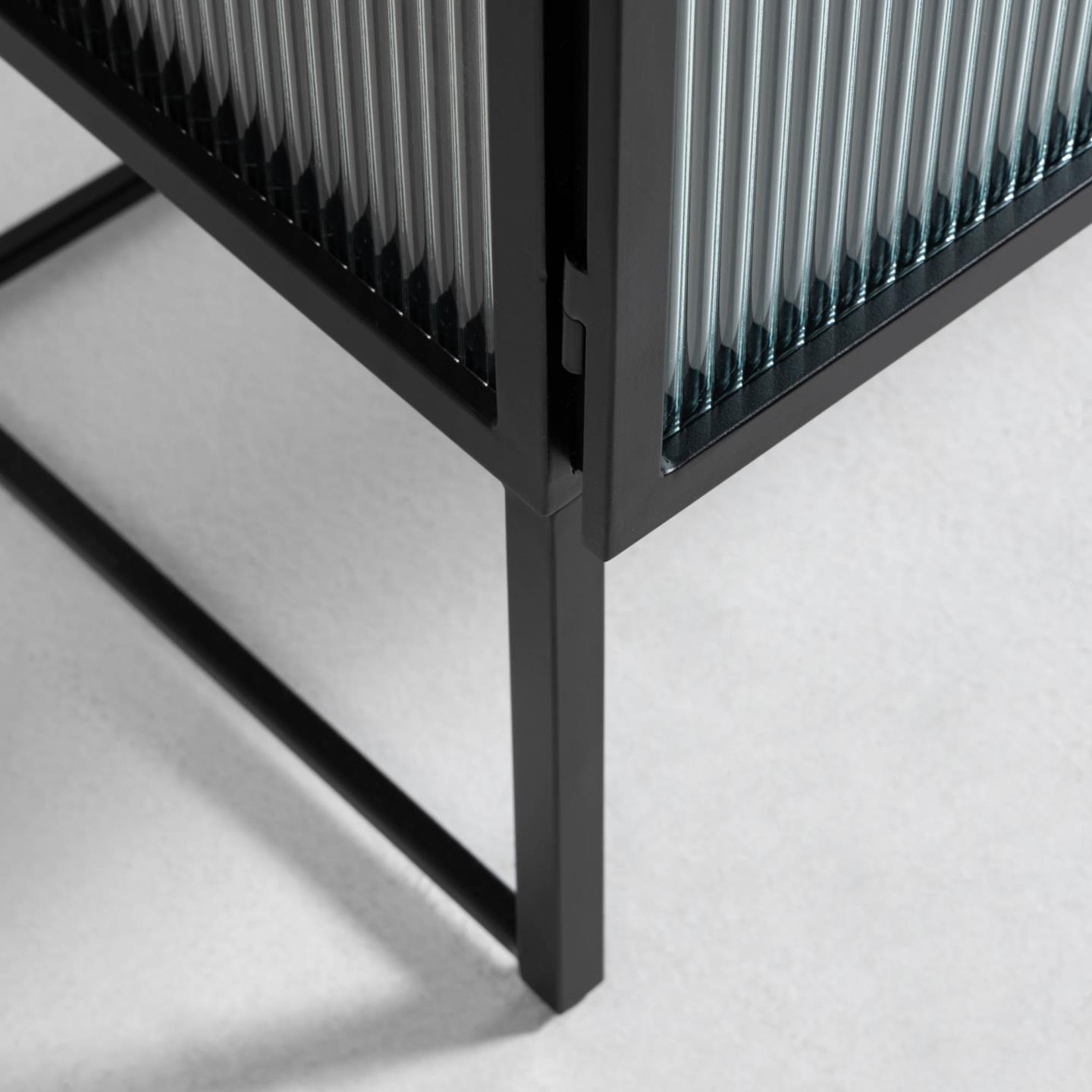 Szafka TRIXIE czarny La Forma Eye on Design