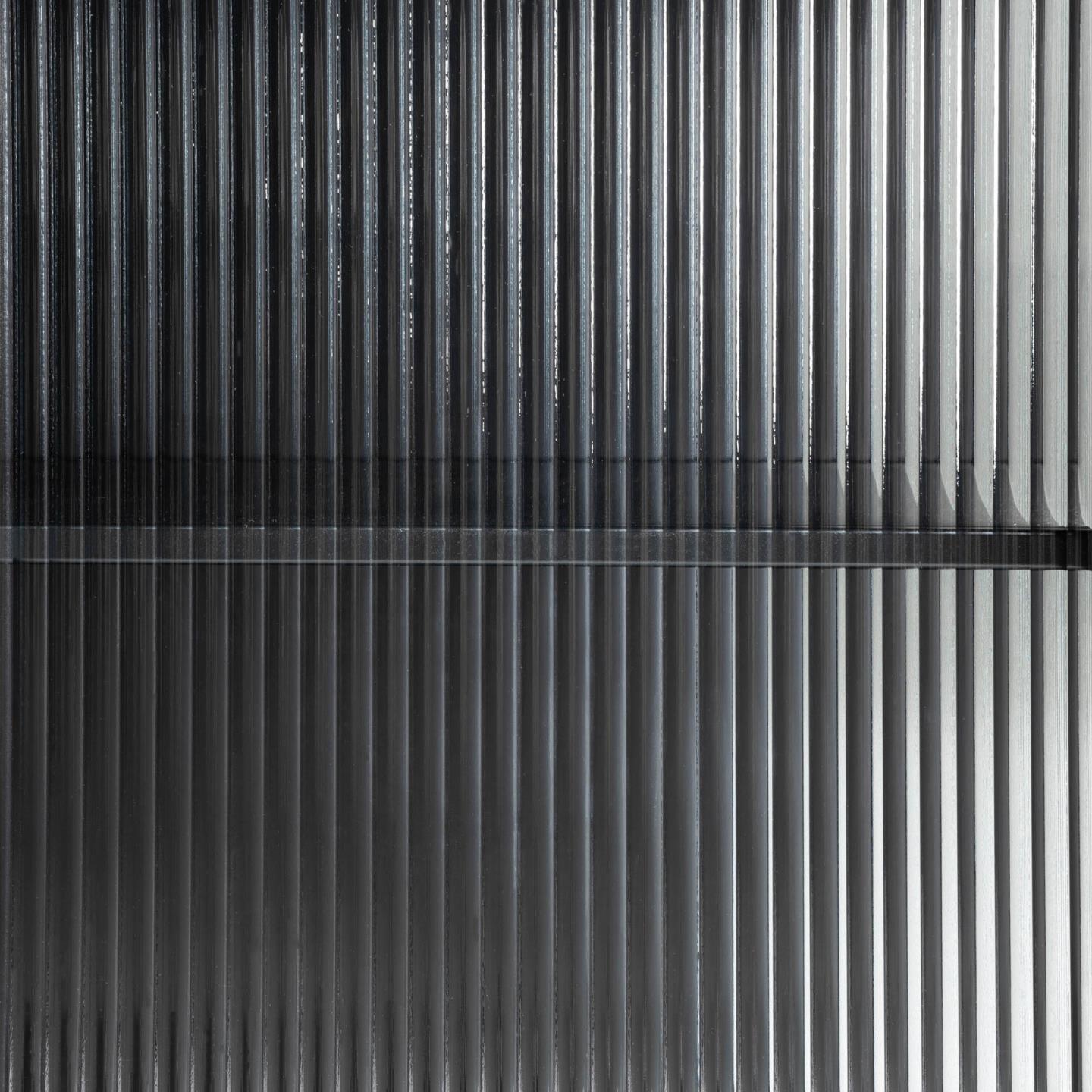 Szafka TRIXIE czarny La Forma Eye on Design