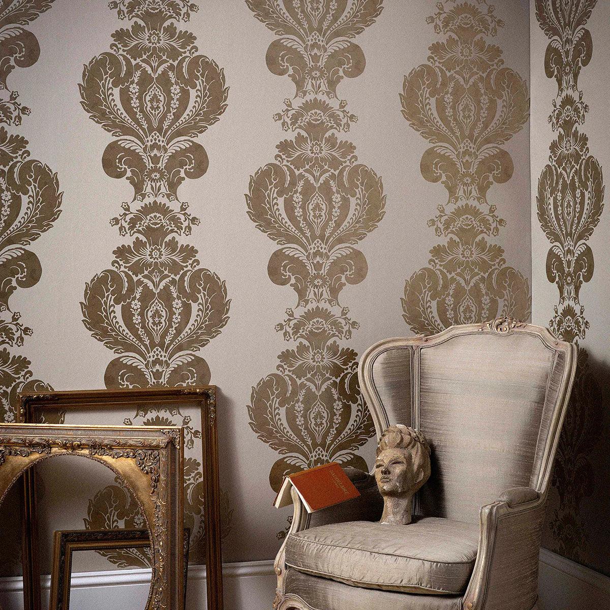 Tapeta ALBEMARLE - Baudelaire metaliczne złoto na beżu Cole & Son Eye on Design