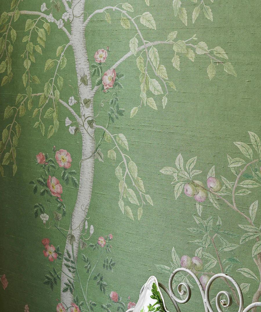 Tapeta jedwabna THE GARDENS - Seasonal Woods jadeit Cole & Son Eye on Design