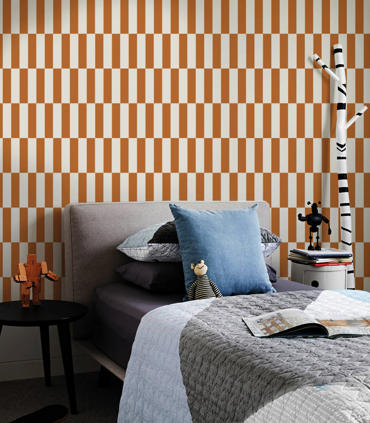 Non-woven wallpaper with geometric pattern TETRIS STRIPE terracotta