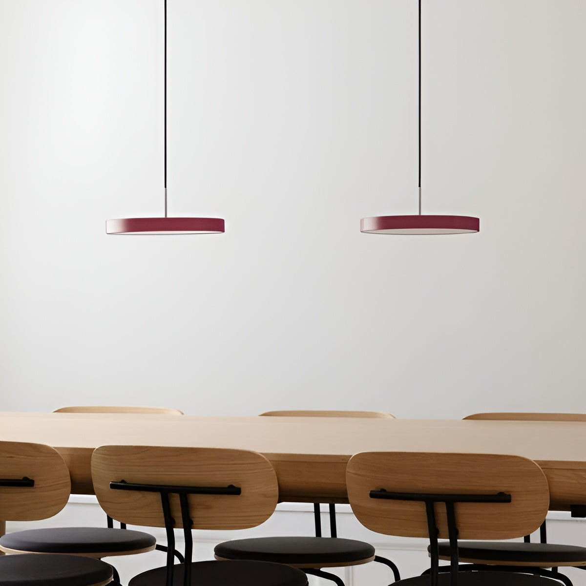ASTERIA PLUS burgundy pendant lamp with silver insert
