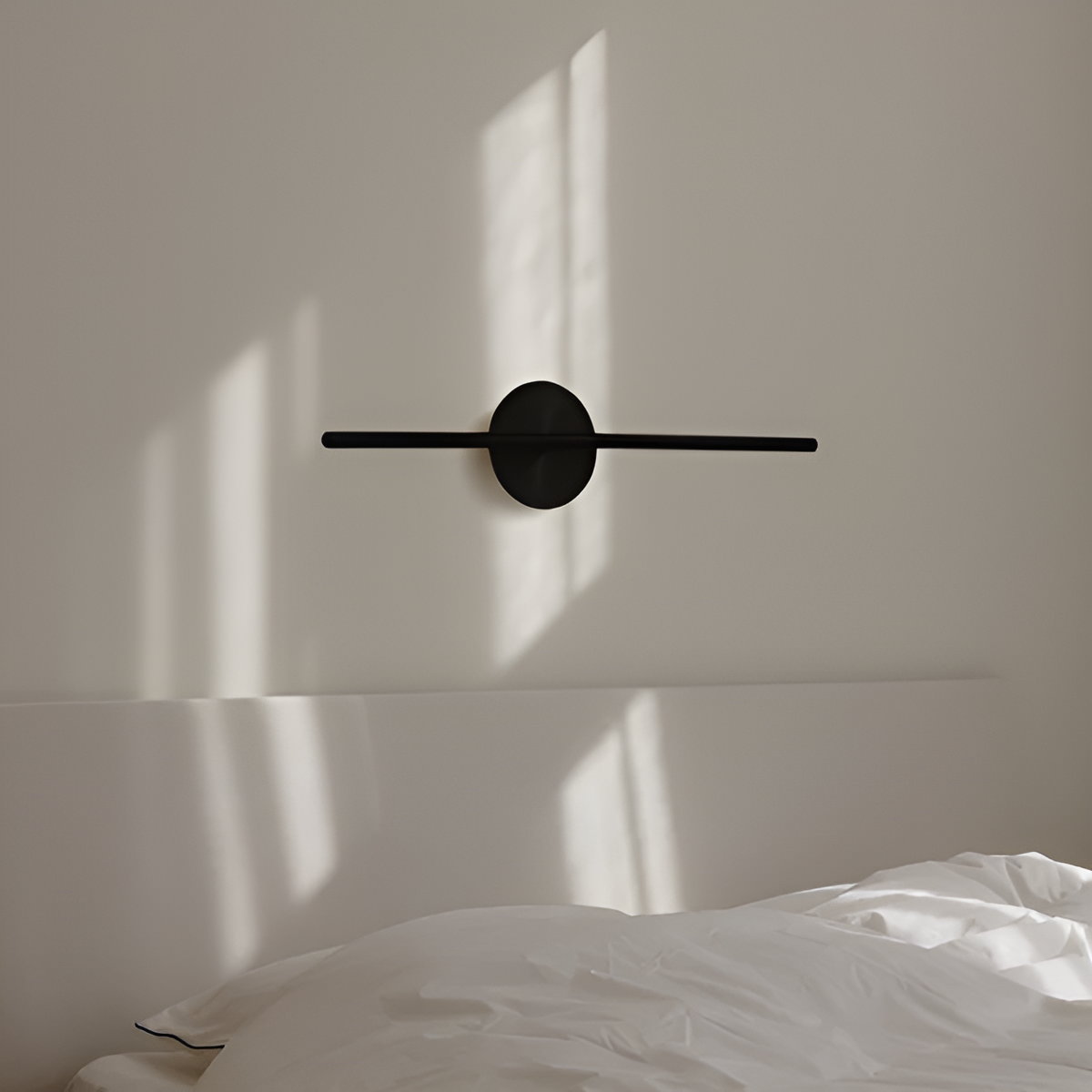 OMNI black wall lamp