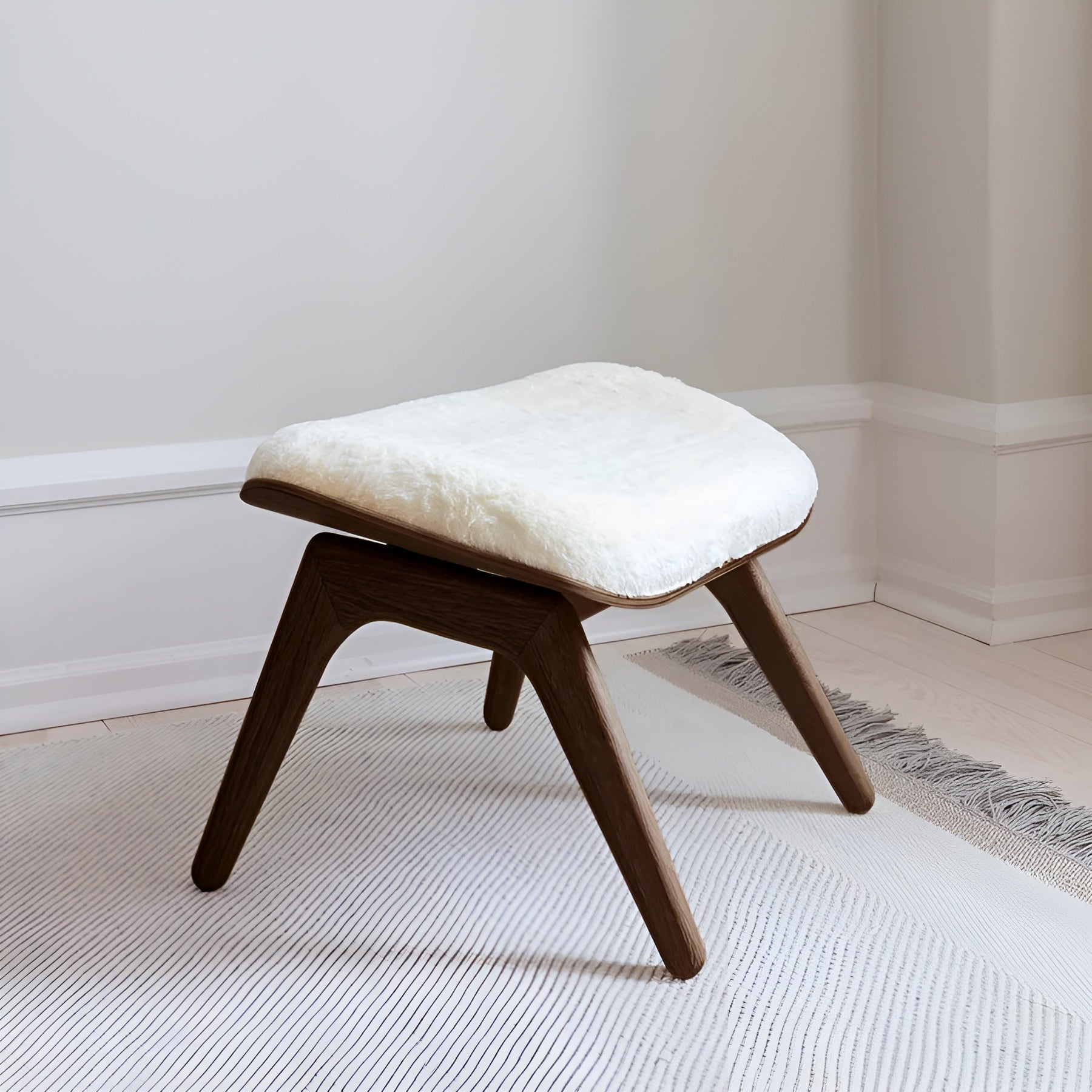 READER footstool white plush with dark oak base