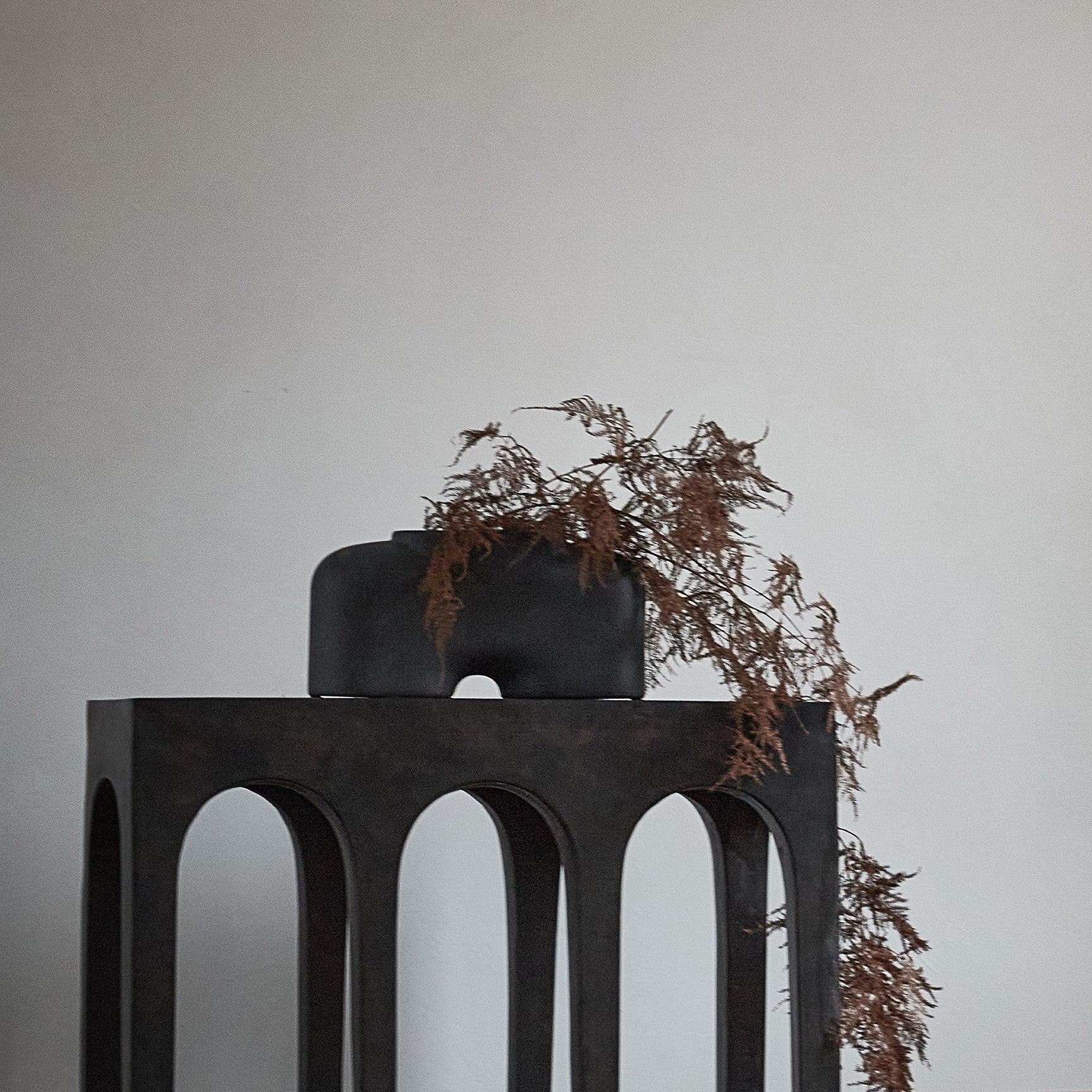 Wazon COBRA FAT ciemnobrązowy 101 Copenhagen Eye on Design