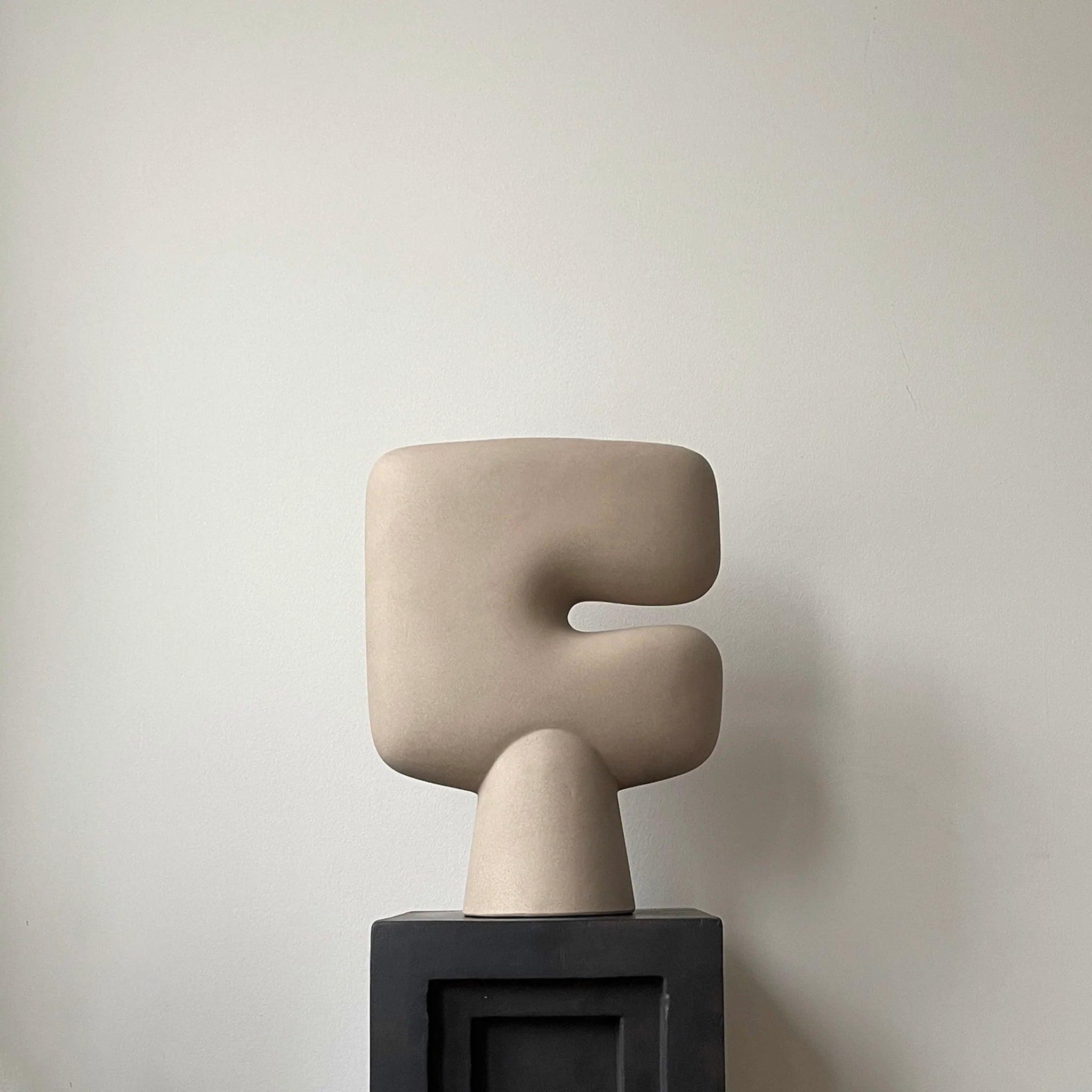 Wazon TRIBAL piaskowy 101 Copenhagen Eye on Design