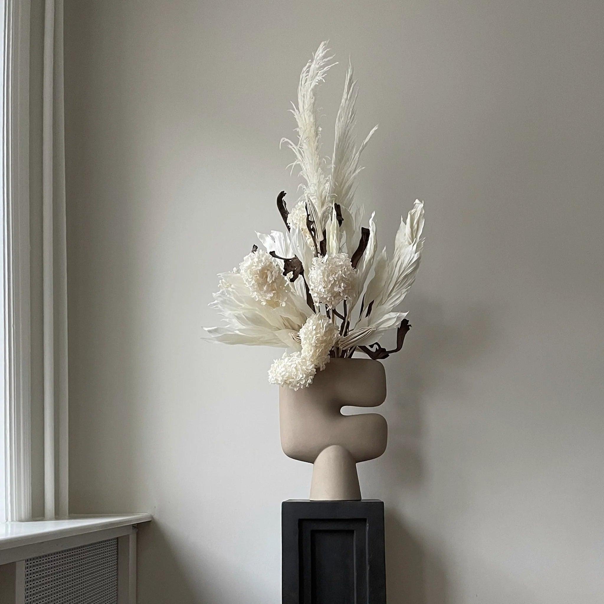 Wazon TRIBAL piaskowy 101 Copenhagen Eye on Design