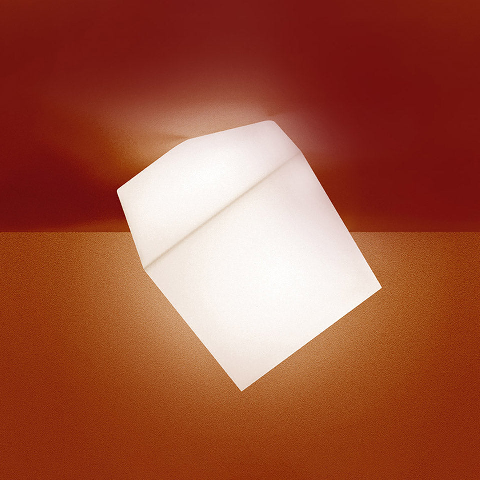 EDGE Wall Lamp White