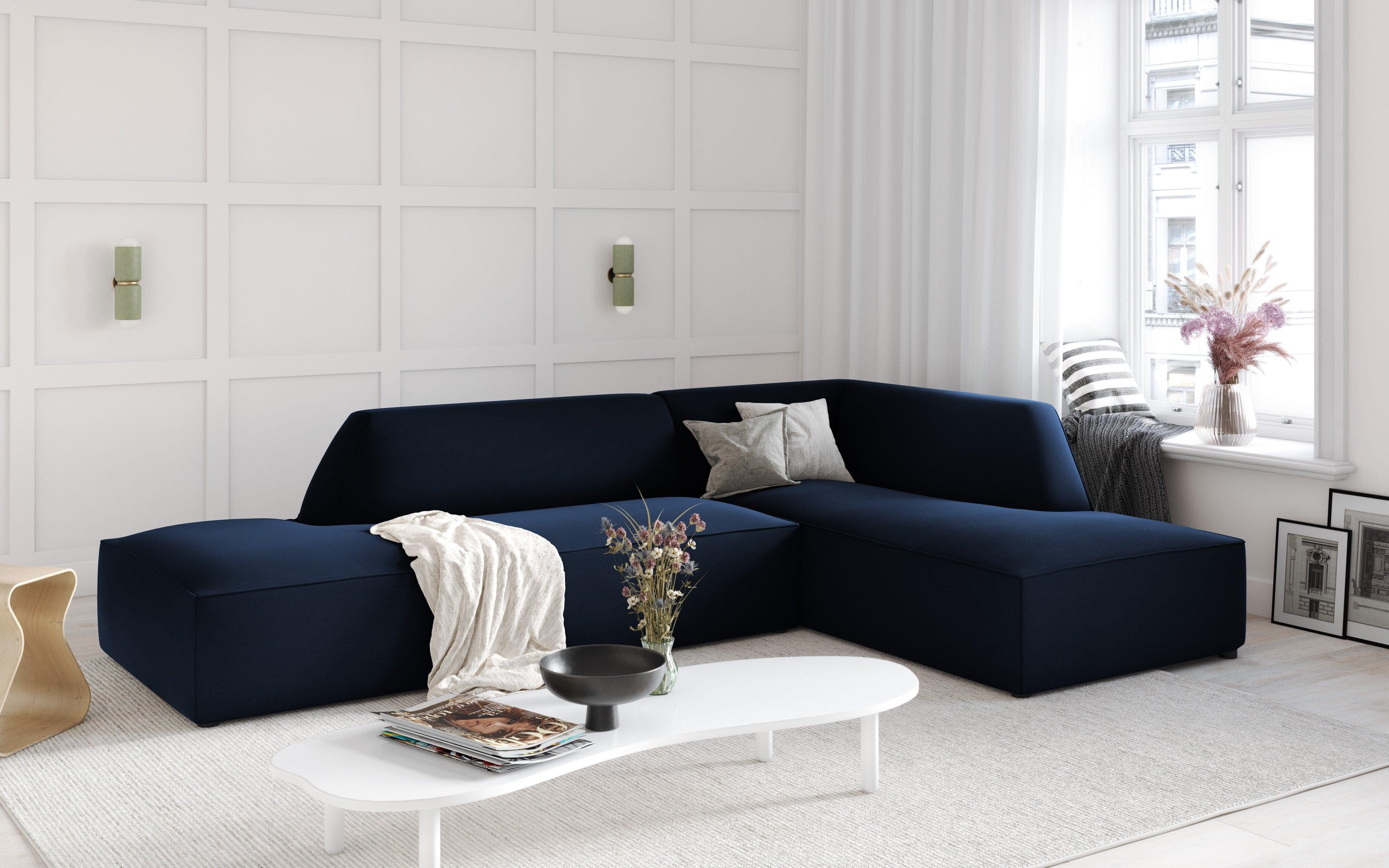 Sofa narożna aksamitna prawostronna RUBY granat królewski Micadoni Eye on Design