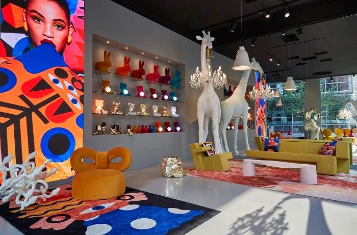 Lampa wisząca MABELLE czarny ze złotym Qeeboo    Eye on Design