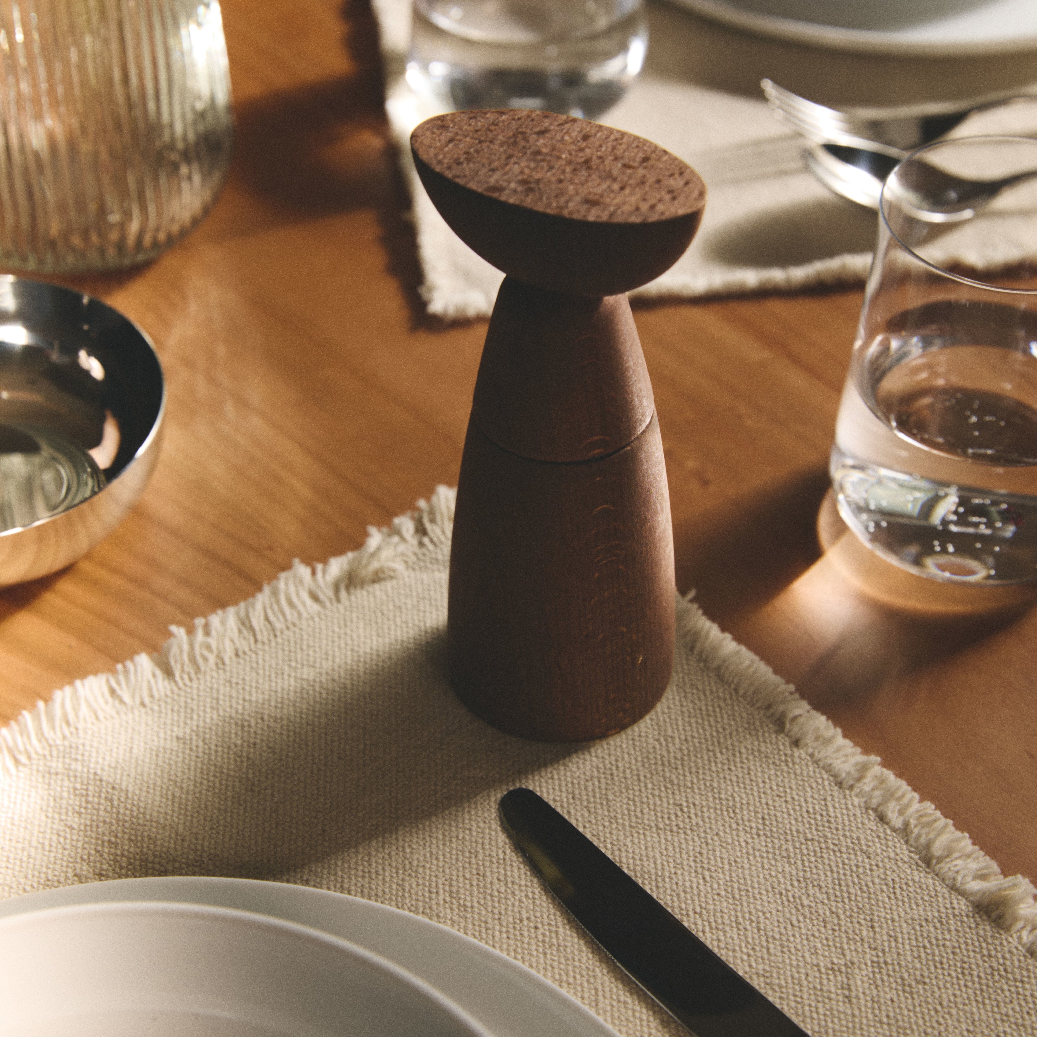 OAXACA Spice Grinder Dark Brown Wood