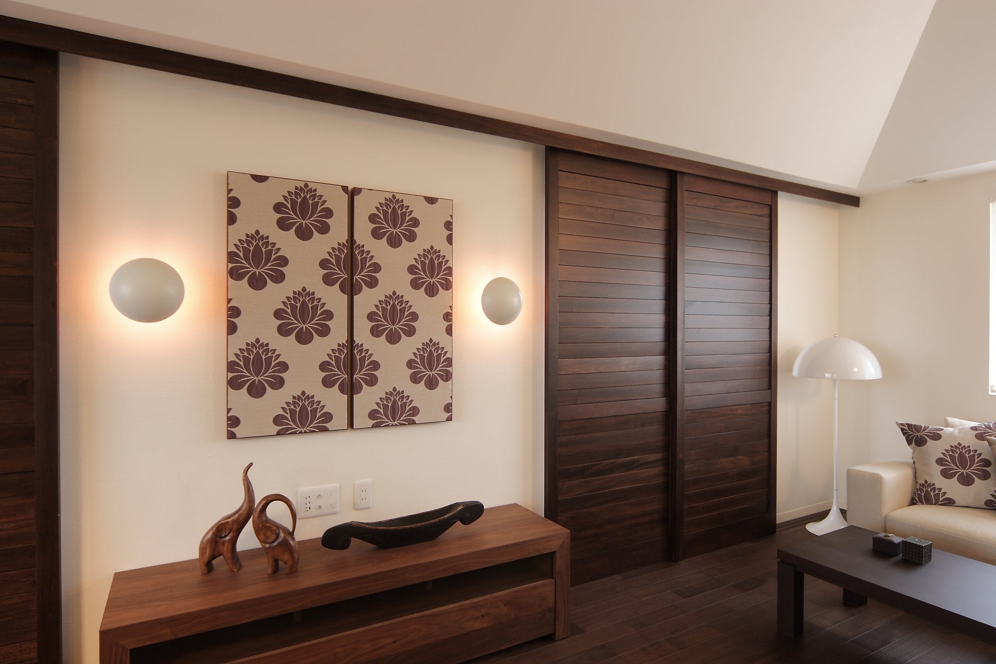 PANTHELLA Floor Lamp White