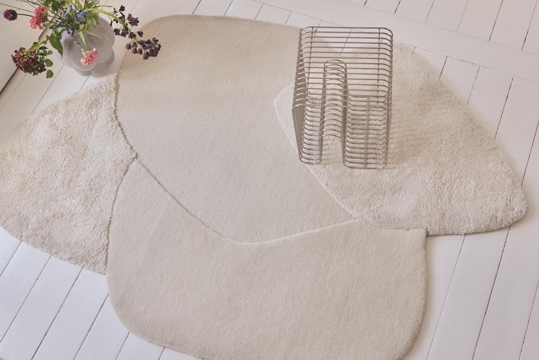 MOLA cream rug