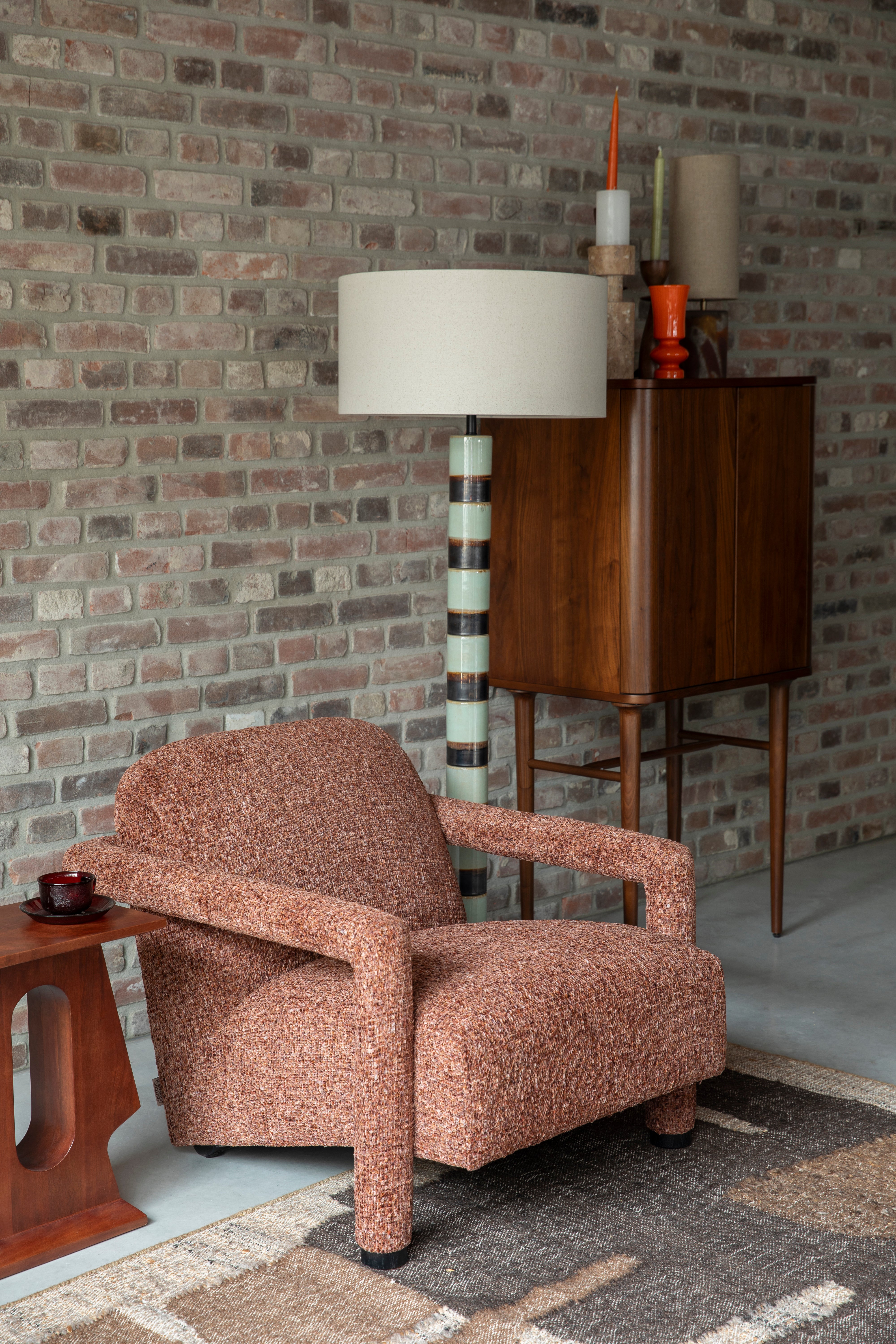 KENT armchair in burgundy with red