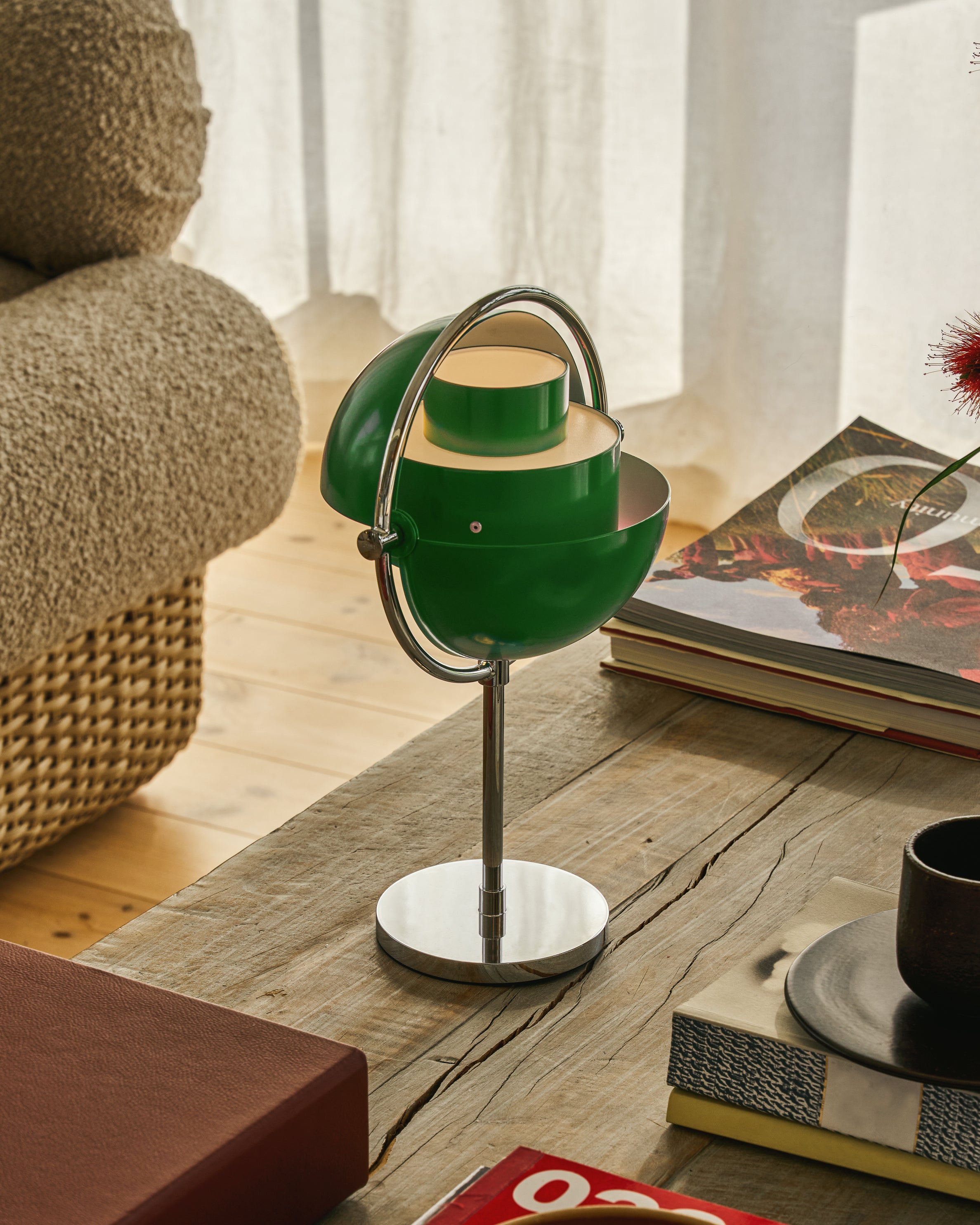Lampa przenośna MULTI-LITE zielony z chromowaną podstawą