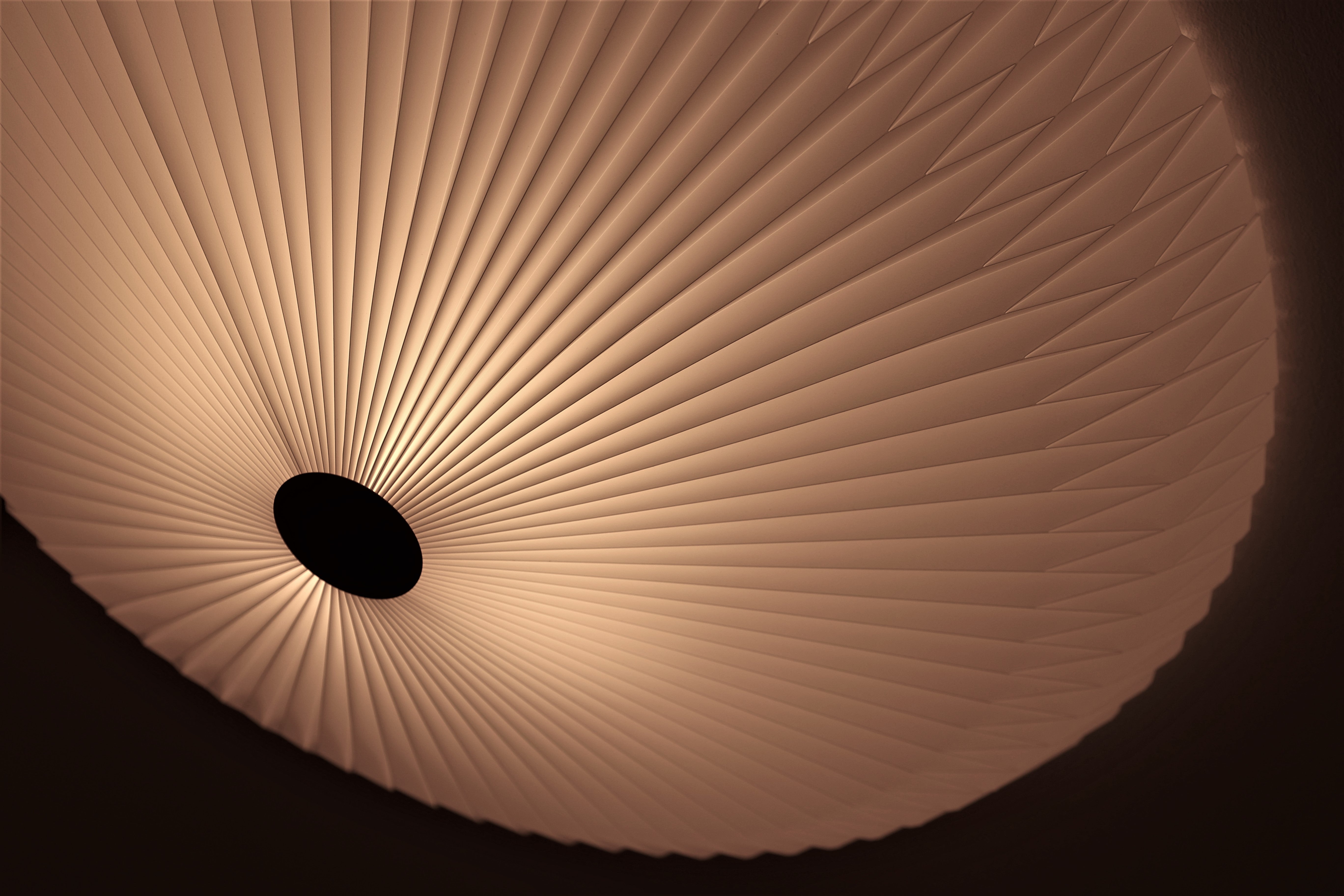 Plafon MODEL 23 weiß mit Messing