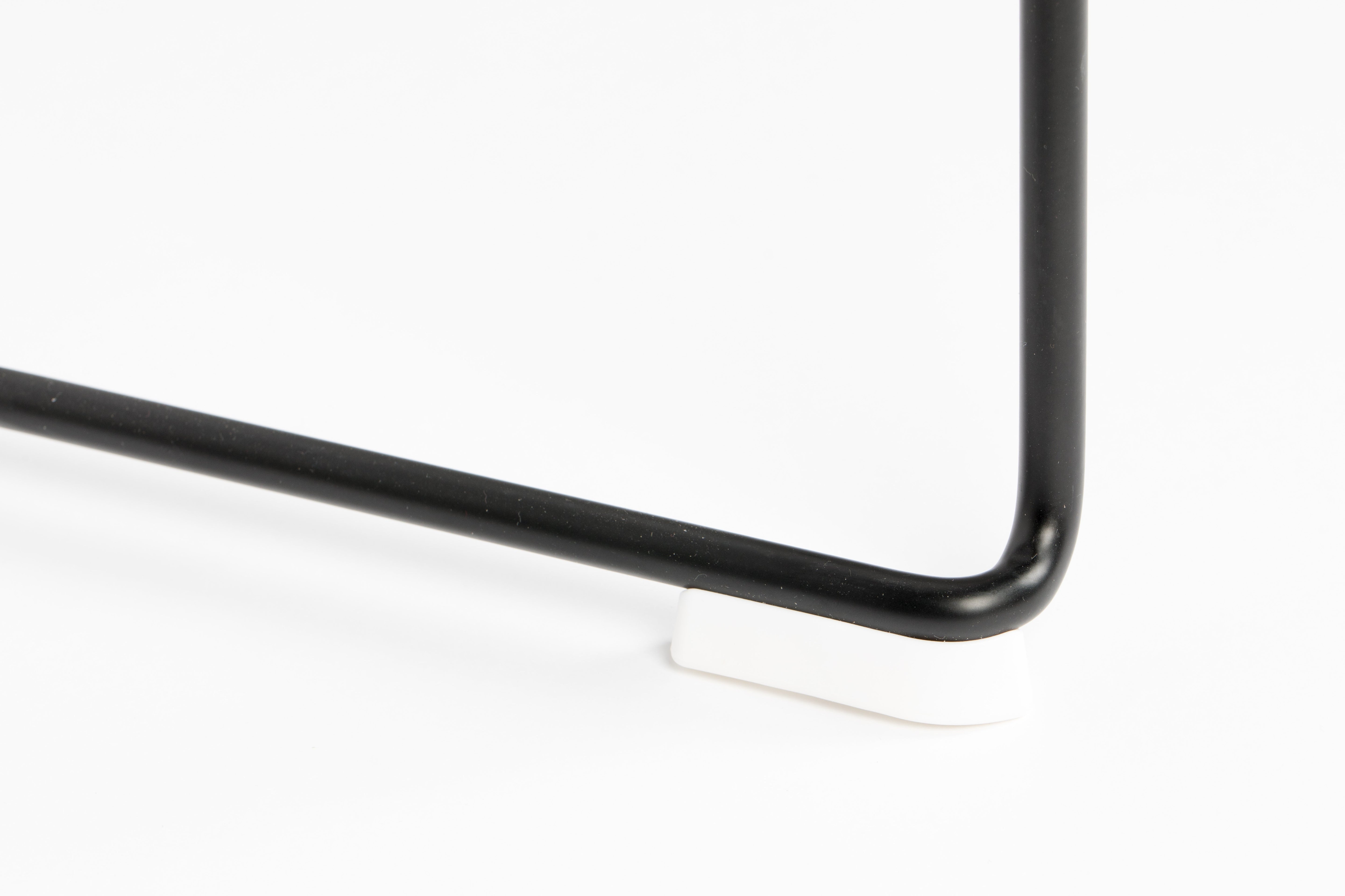 Stacks White chair with a black base