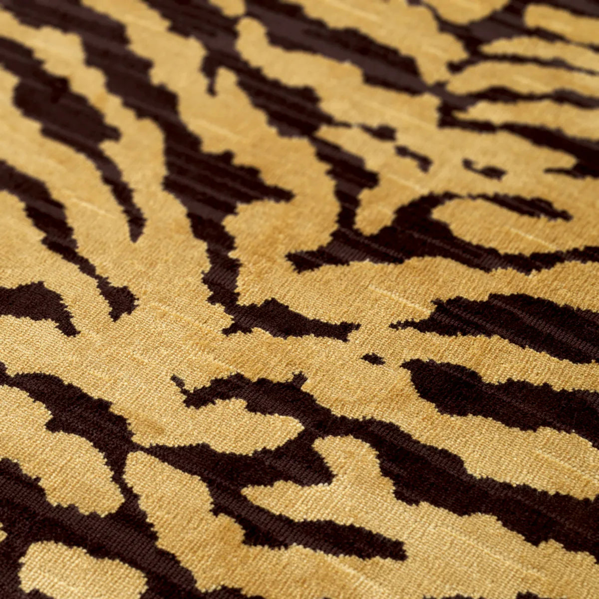 CATENE swivel armchair tiger print
