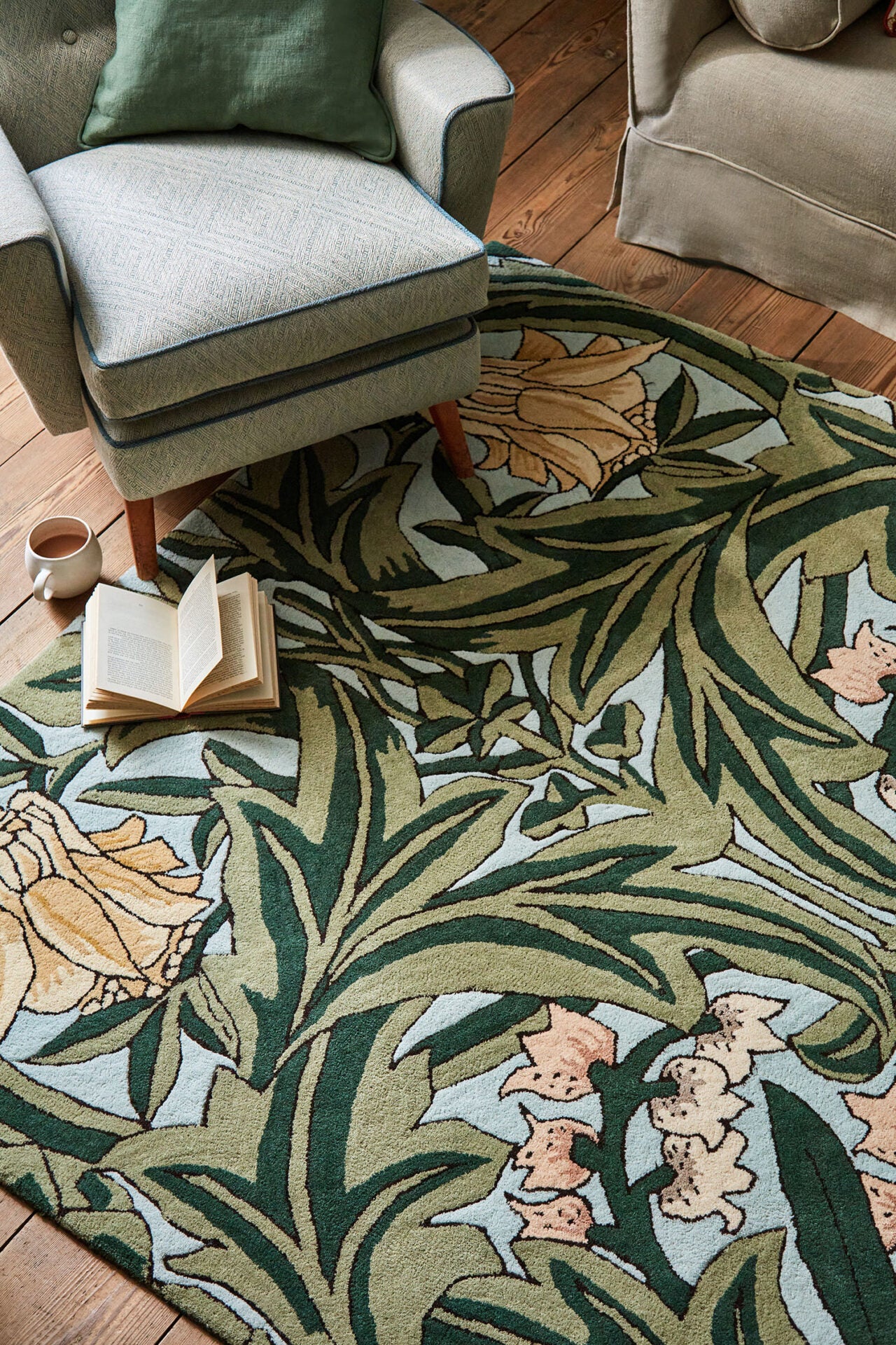 Carpet Morew - Bluebell Leafy Arbour Green