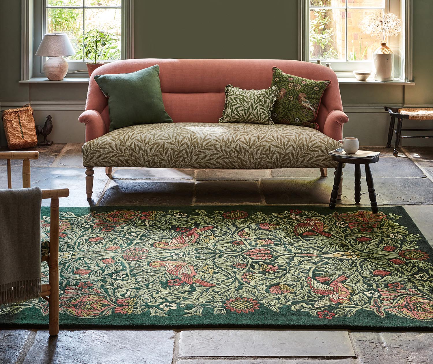 MOrew rug - Bird Trump green