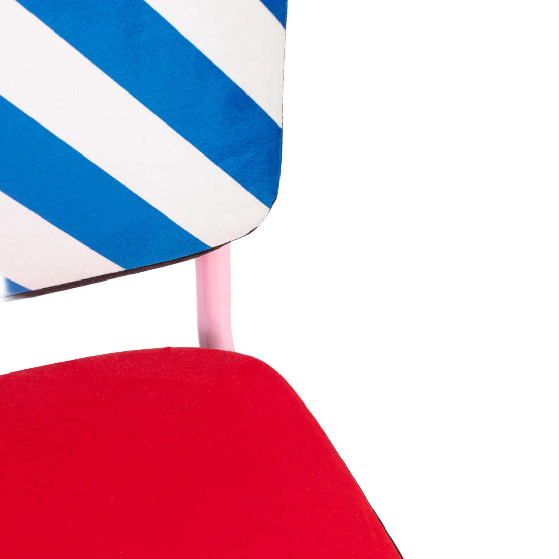 SUPERCHAIR HATCH Chair red with pink base