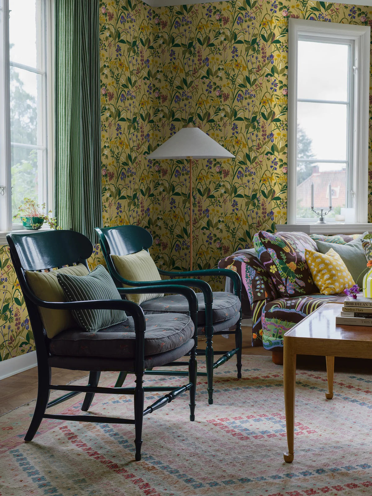 Wallpaper with a floral plant motif ROS OCH LILJA yellow