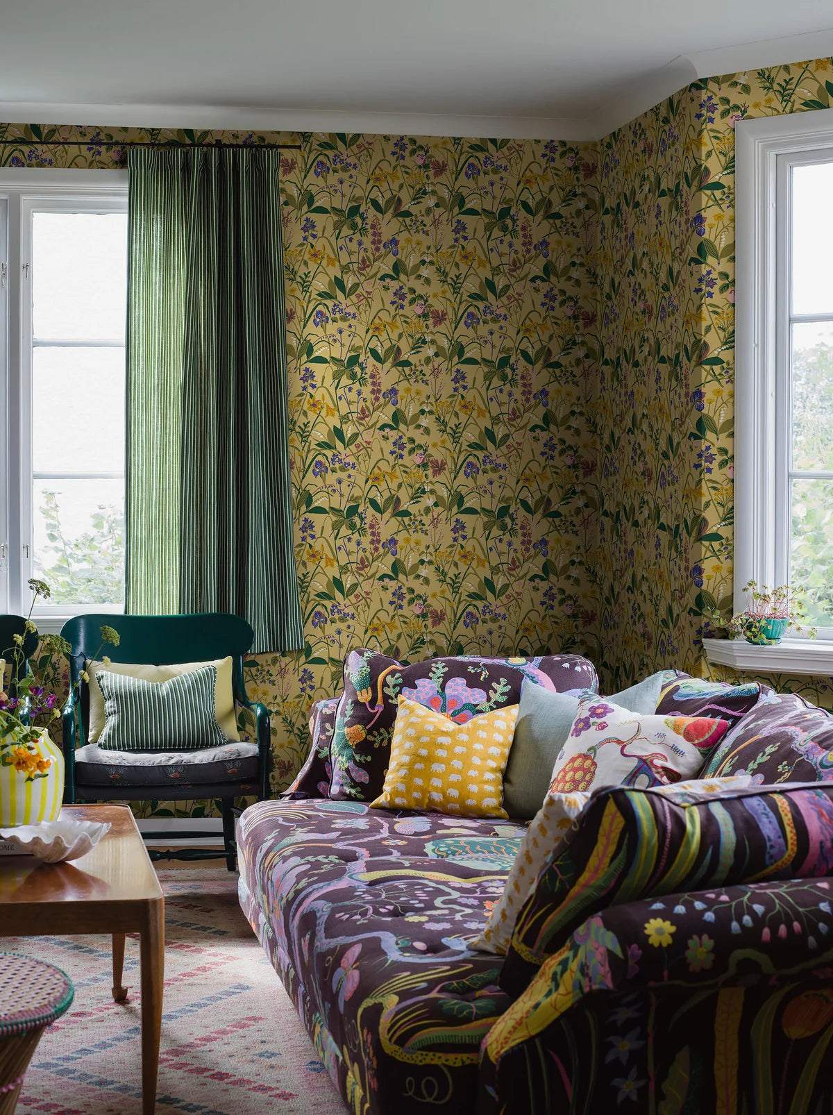 Wallpaper with a floral plant motif ROS OCH LILJA yellow