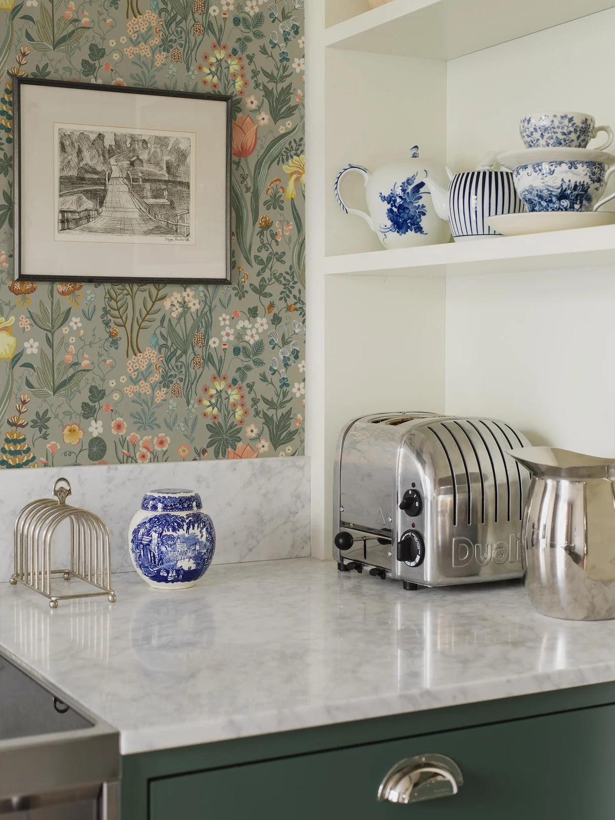 Flower Pattern Wallpaper BLOMSTERHAV Gray with Green