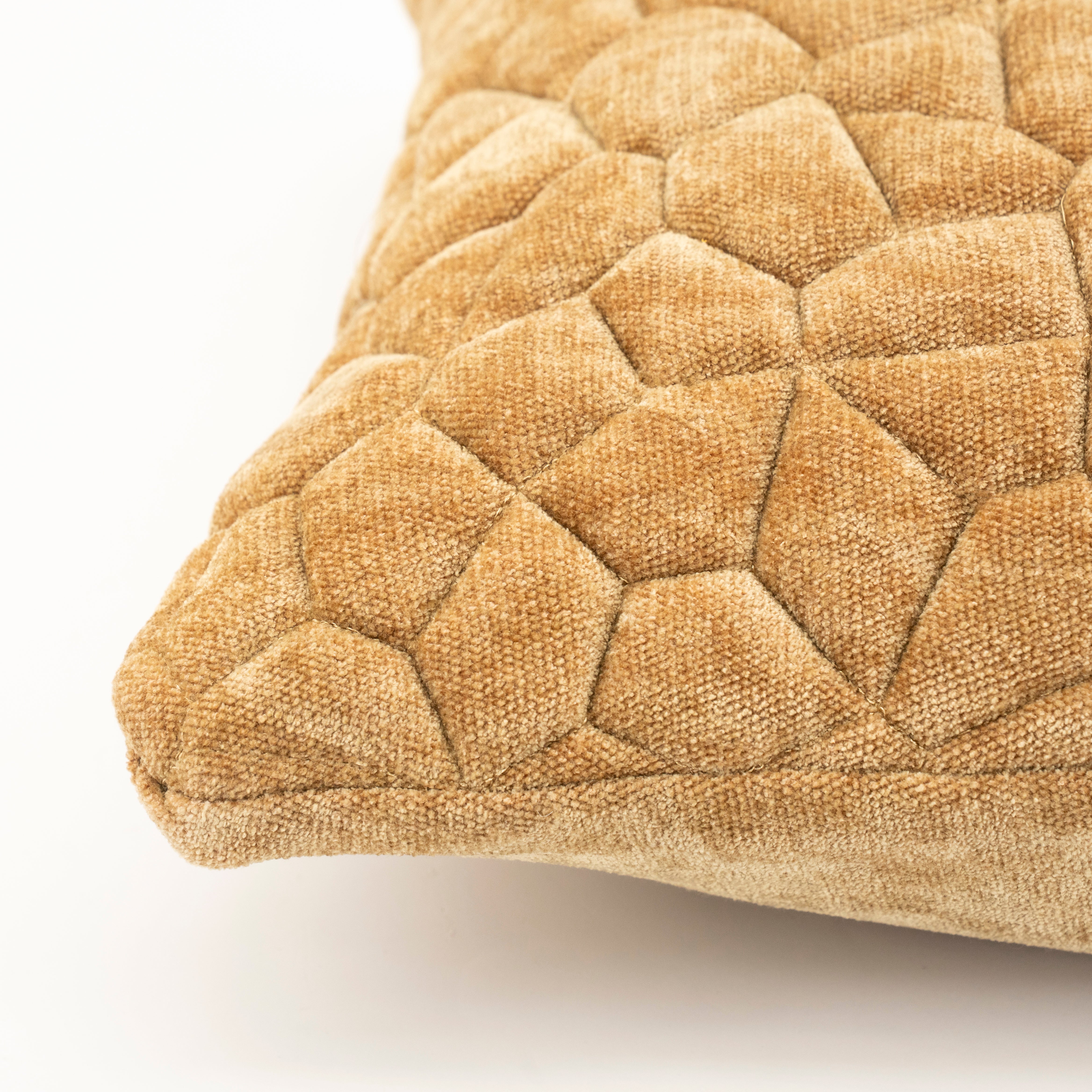 Poduszka STITCH ciemnobeżowy