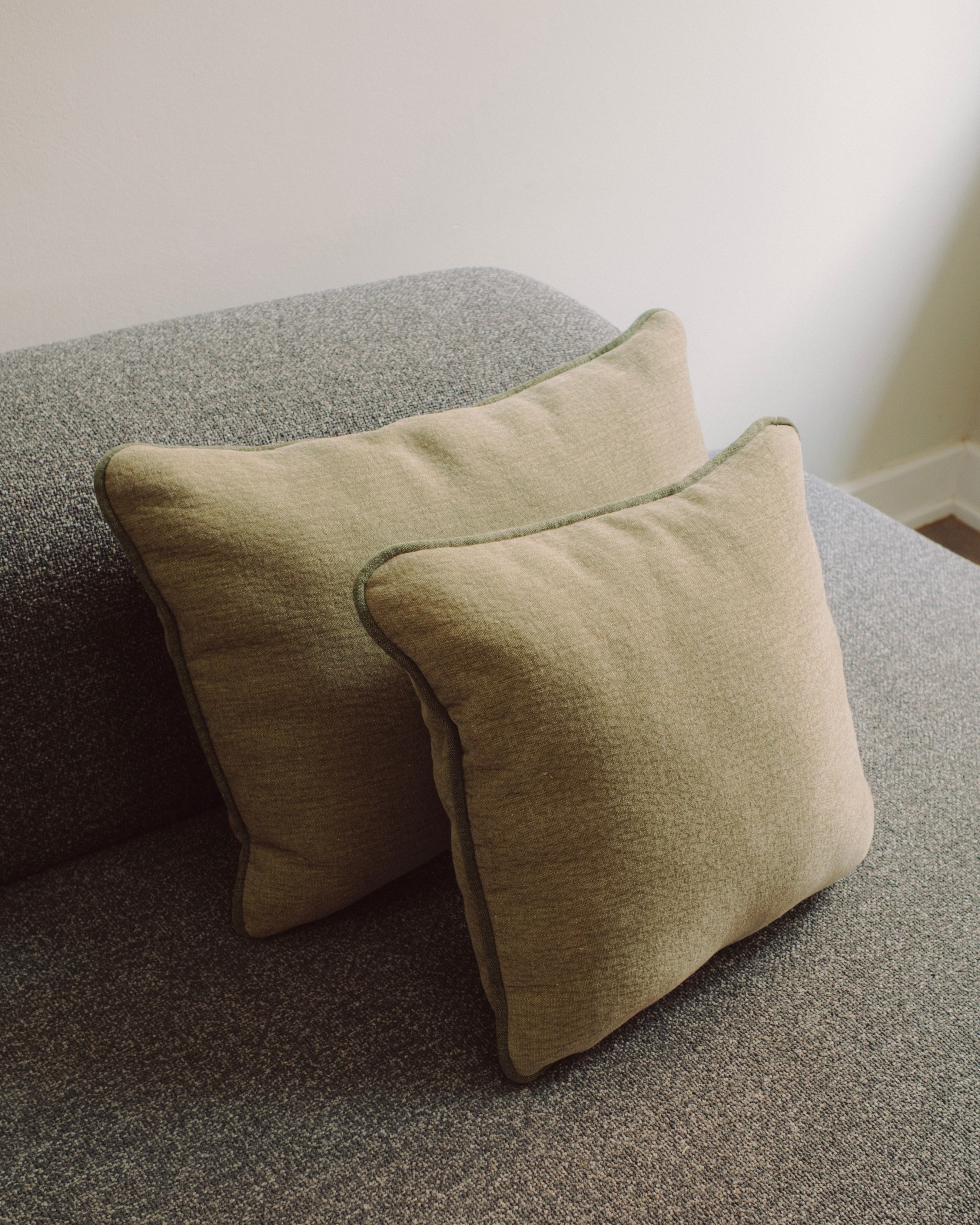 Miu Cushion – 35 x 35 cm