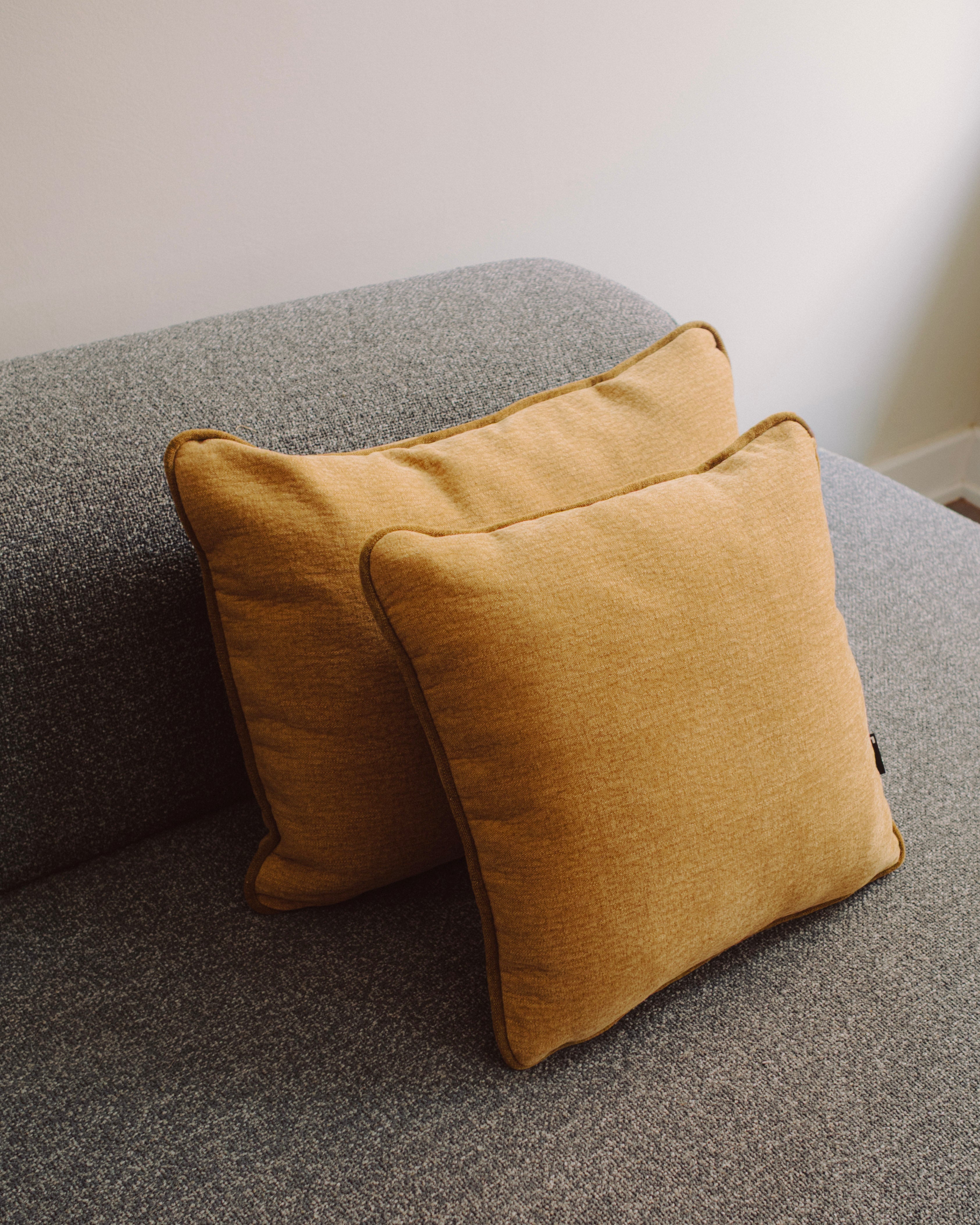 Miu Cushion – 35 x 35 cm
