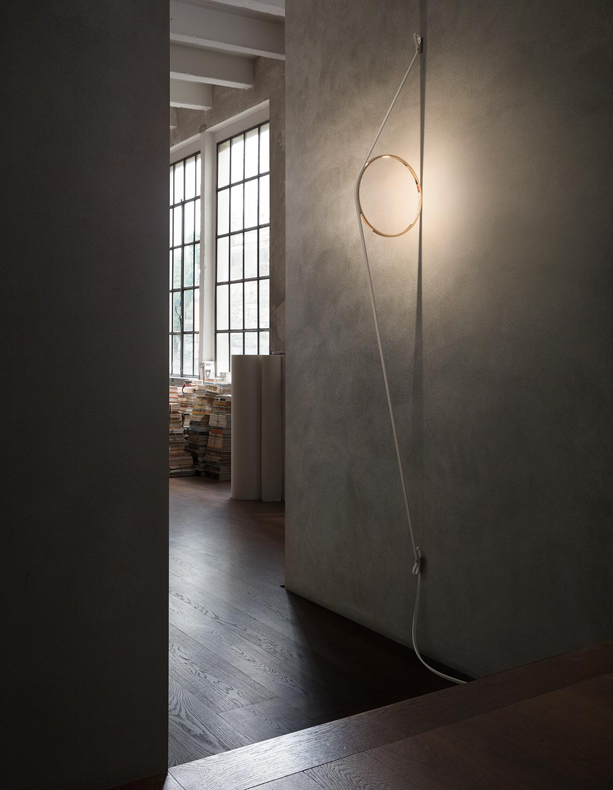 WIRERING Wall Lamp Gray with Gold