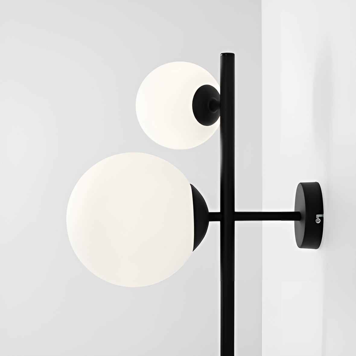 DIONE TRIO schwarze Wandleuchte