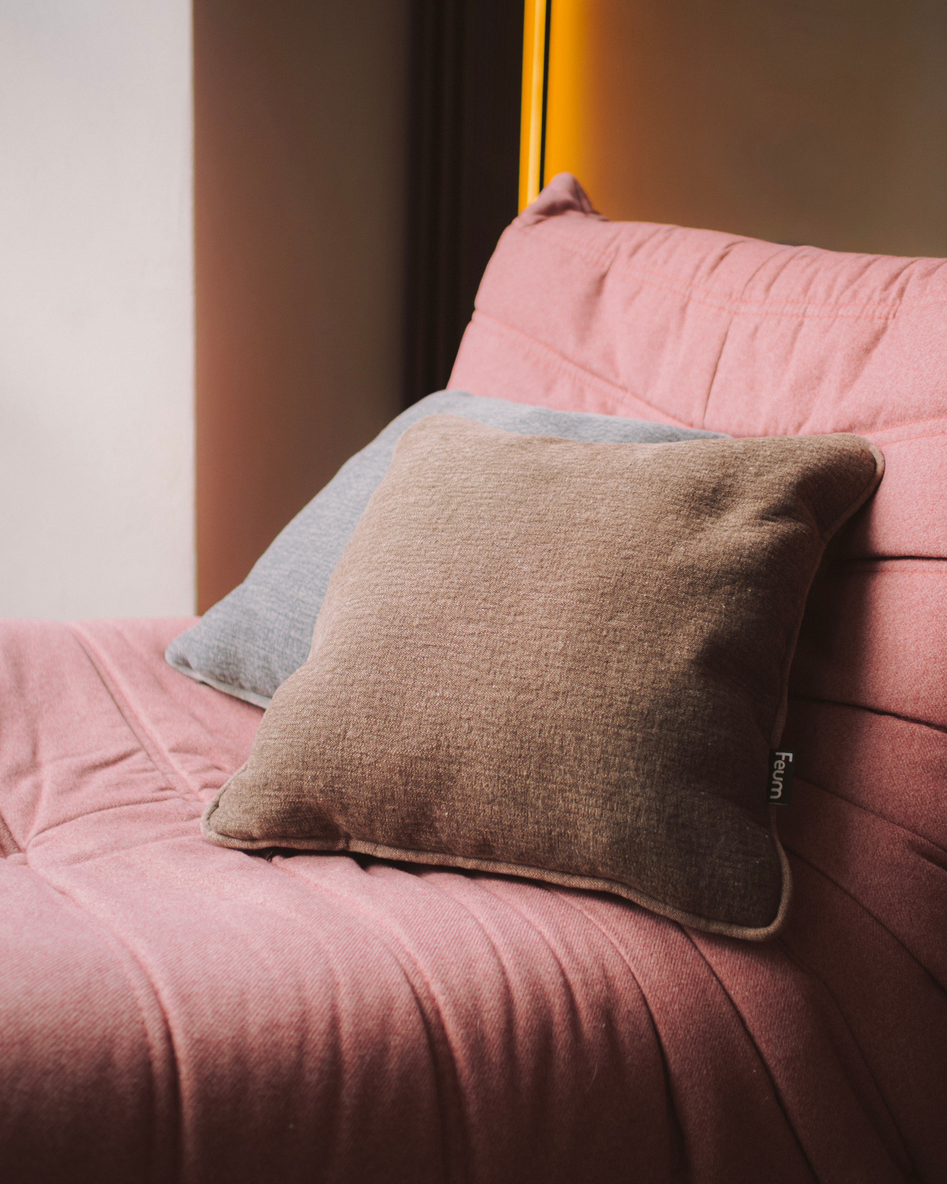 Miu Cushion – 35 x 35 cm