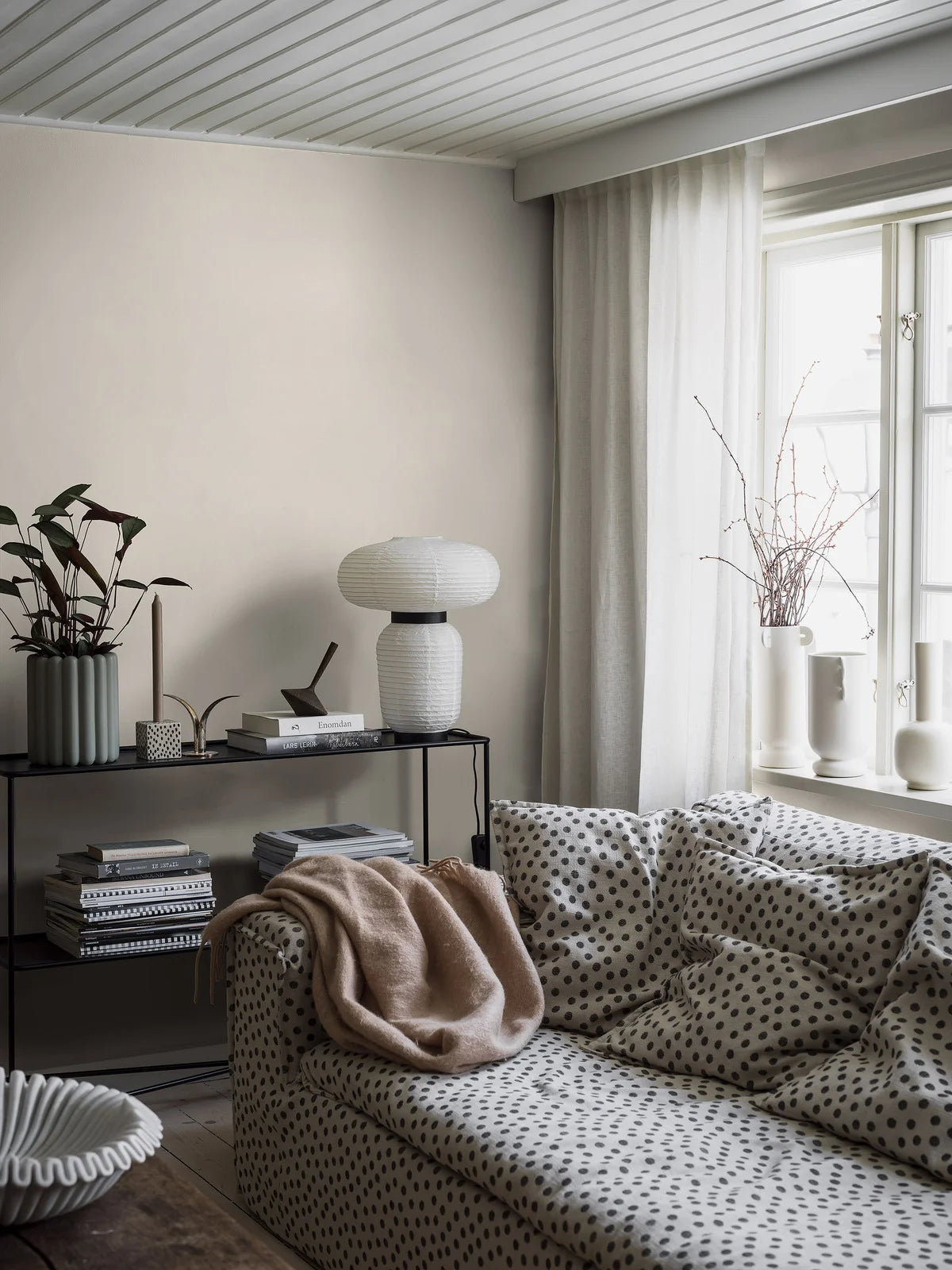 Structural wallpaper imitating linen LINEN - SOFT LINEN broken white