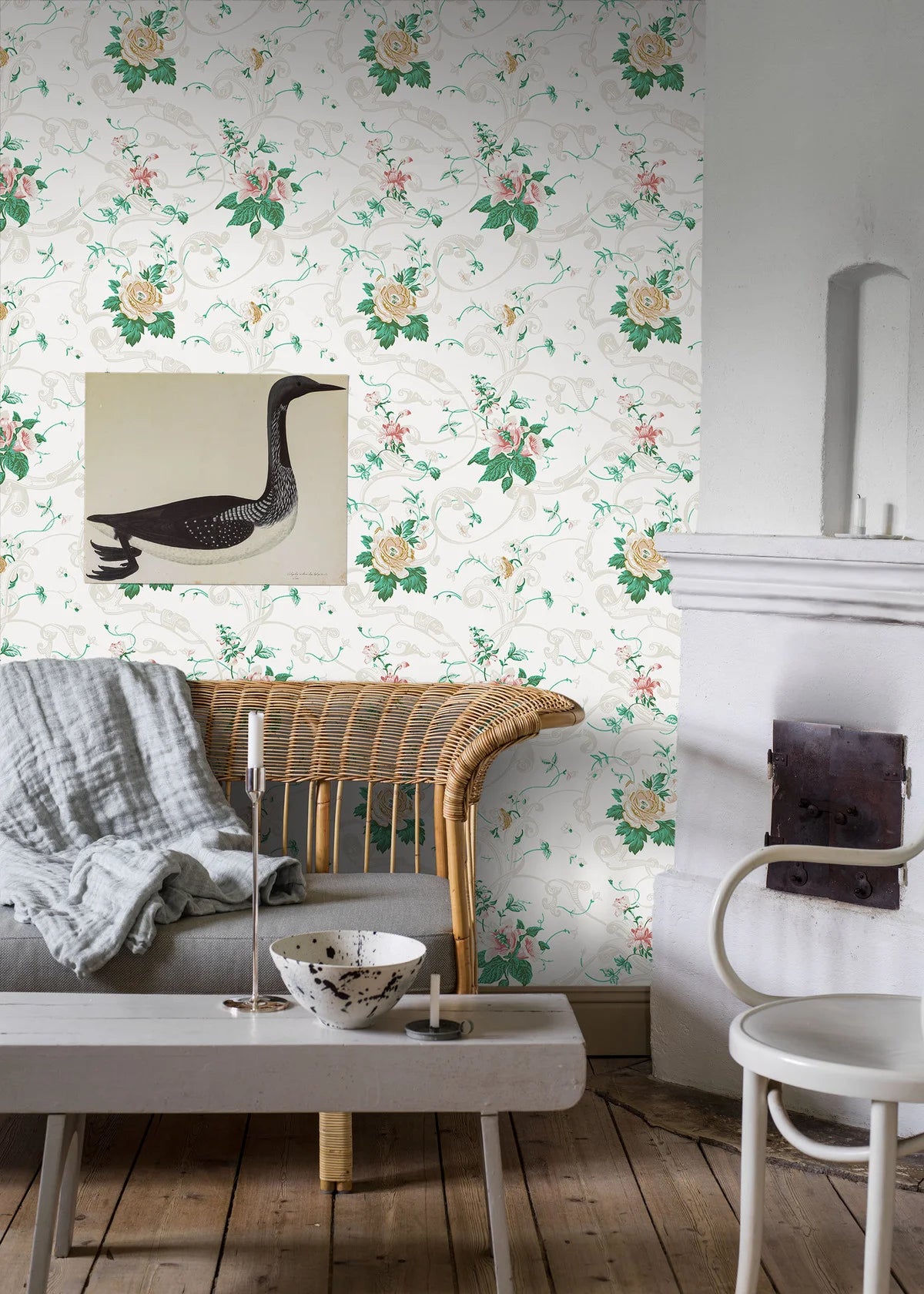 Non-woven paper wallpaper with a botanical pattern KRUSENBERG warm white with green