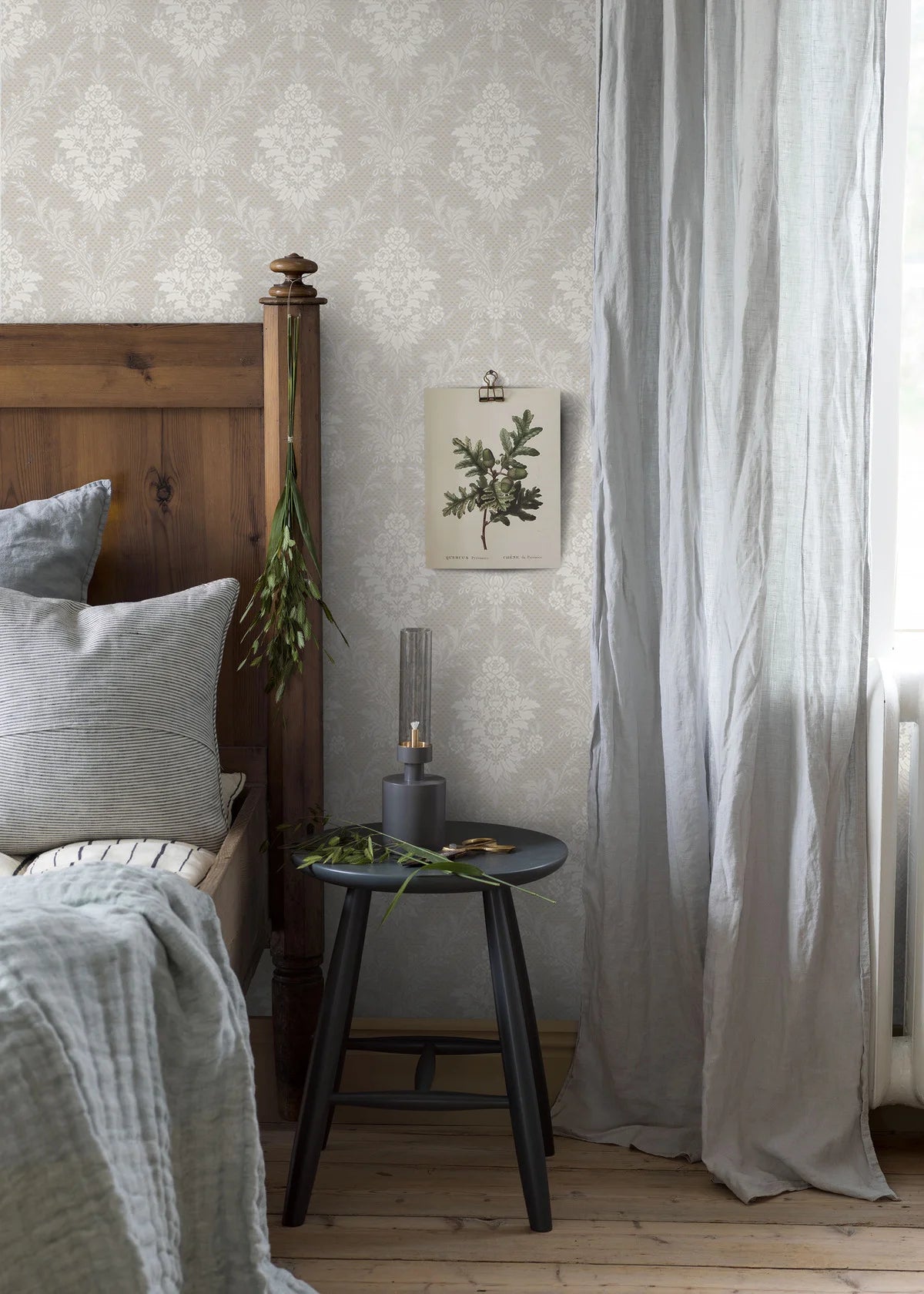 Non-woven paper wallpaper with a plant pattern SOFIA in sandy beige