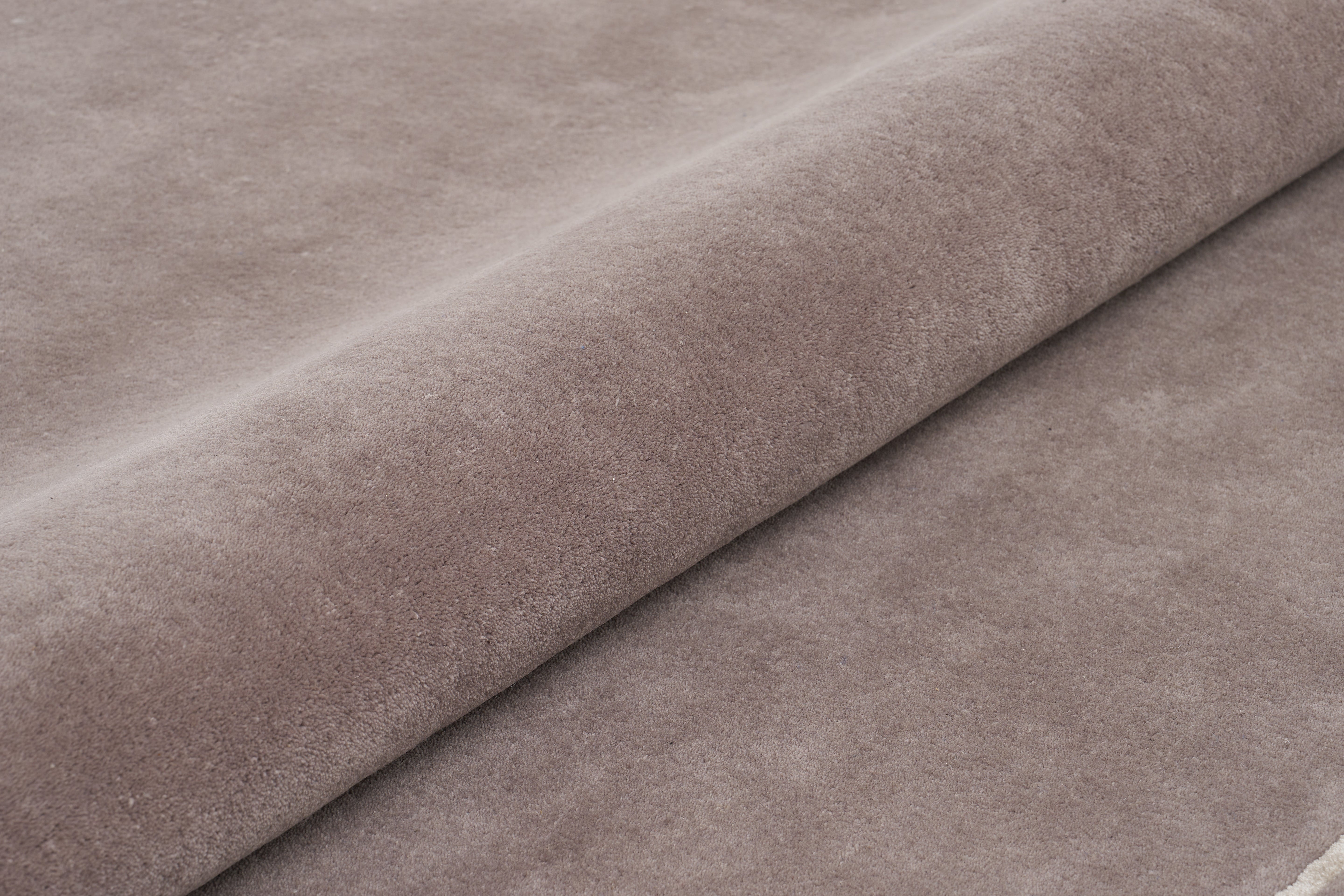 Teppich LINEA grau mit cremefarbenen Linien [Amelia]